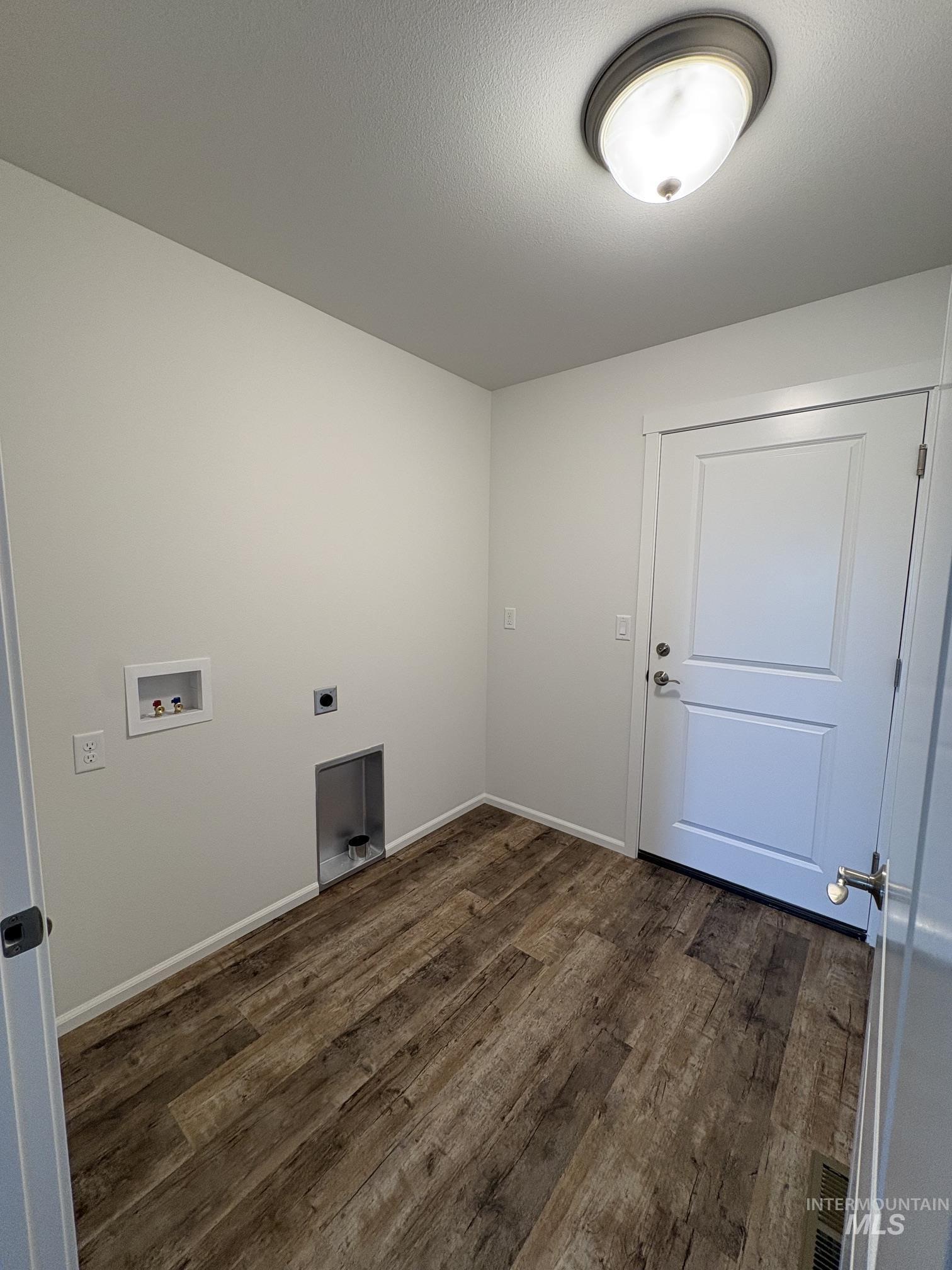 2600 Cache Creek Ct Property Photo 3
