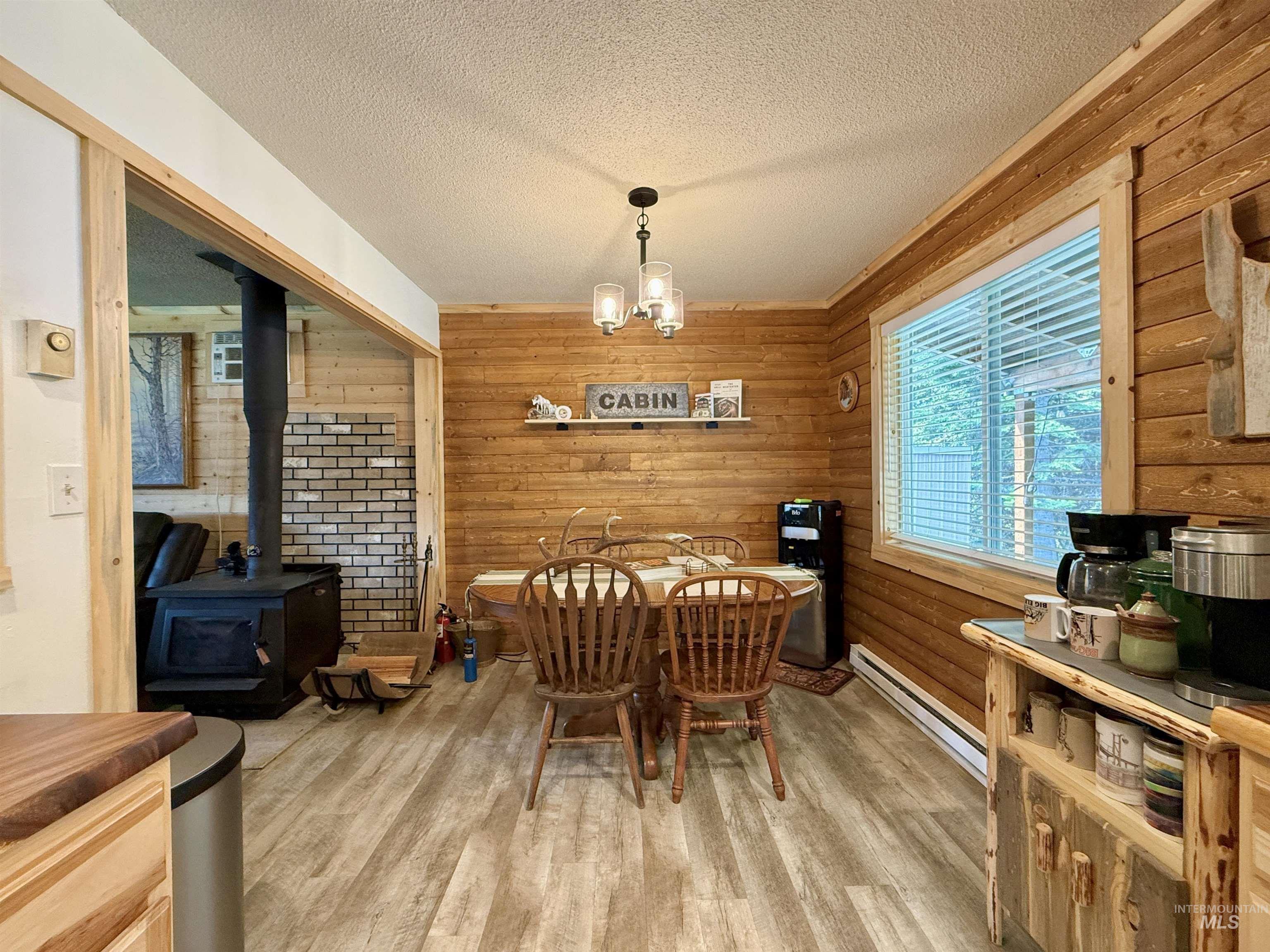 433 Cedar Drive Property Photo 8