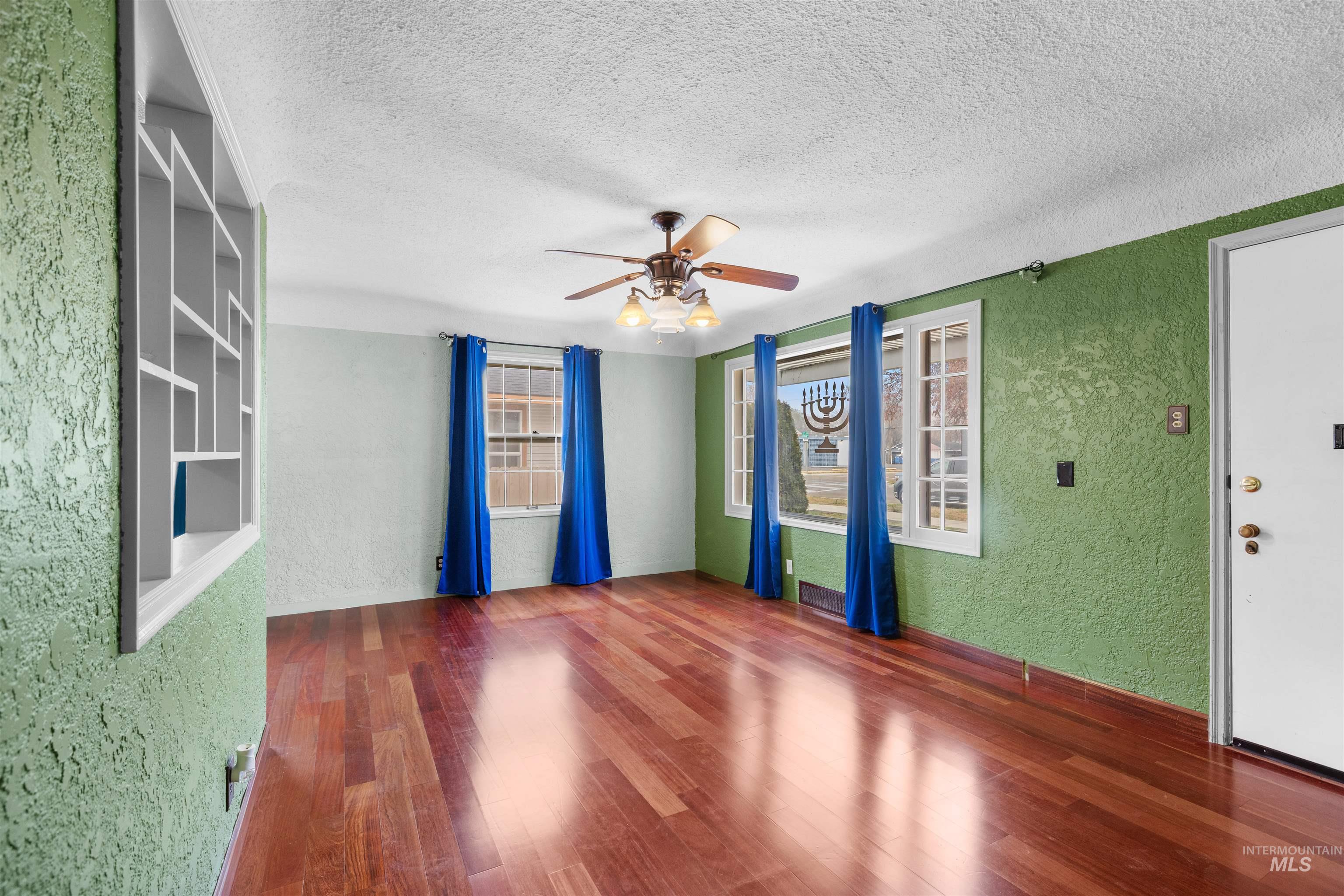 219 Cleveland Blvd Property Photo 6