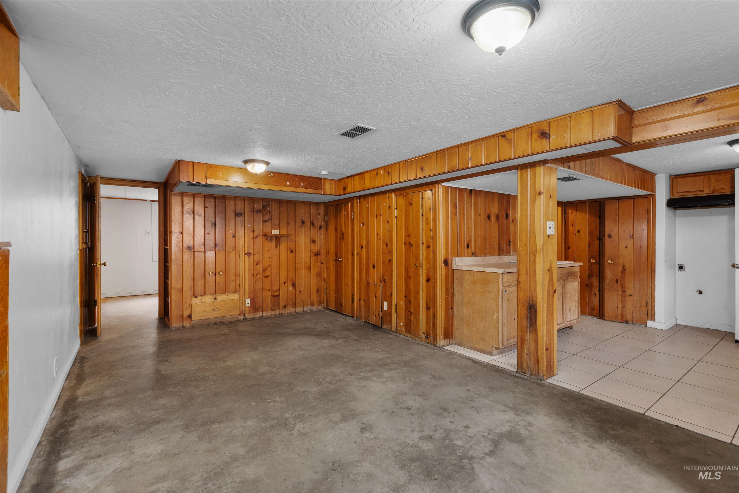 219 Cleveland Blvd Property Photo 25
