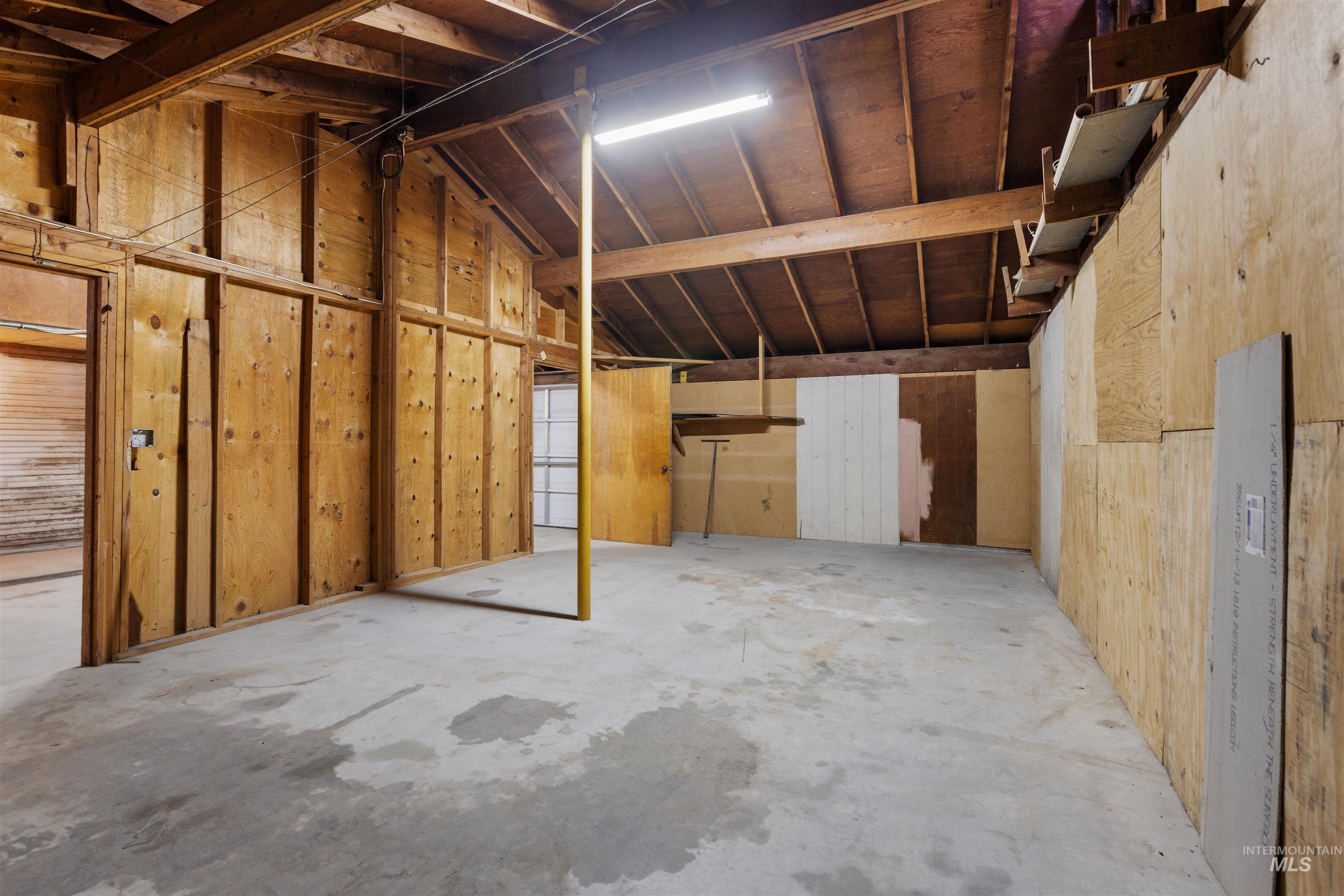 219 Cleveland Blvd Property Photo 33