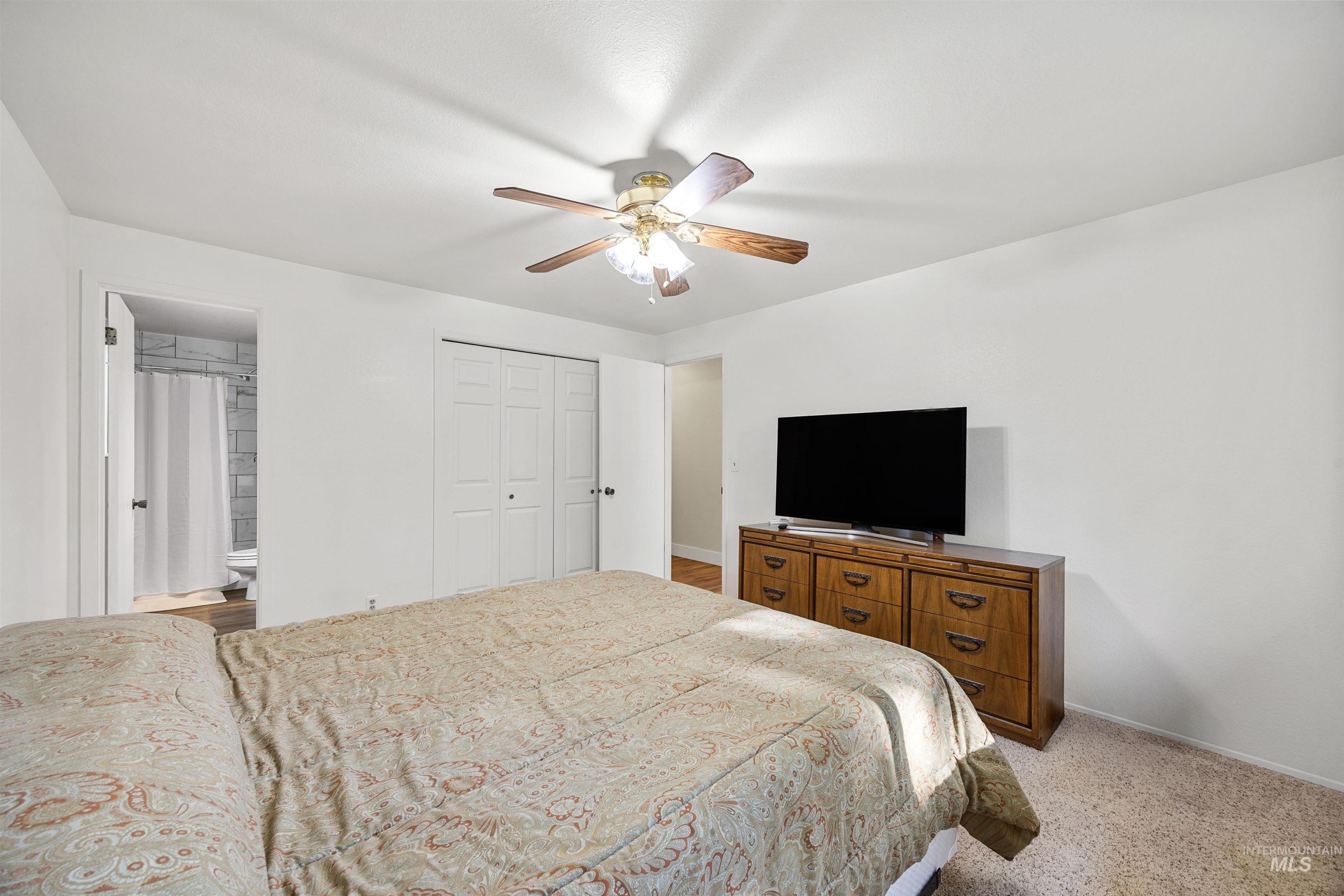 3593 S Ticonderoga Property Photo 17