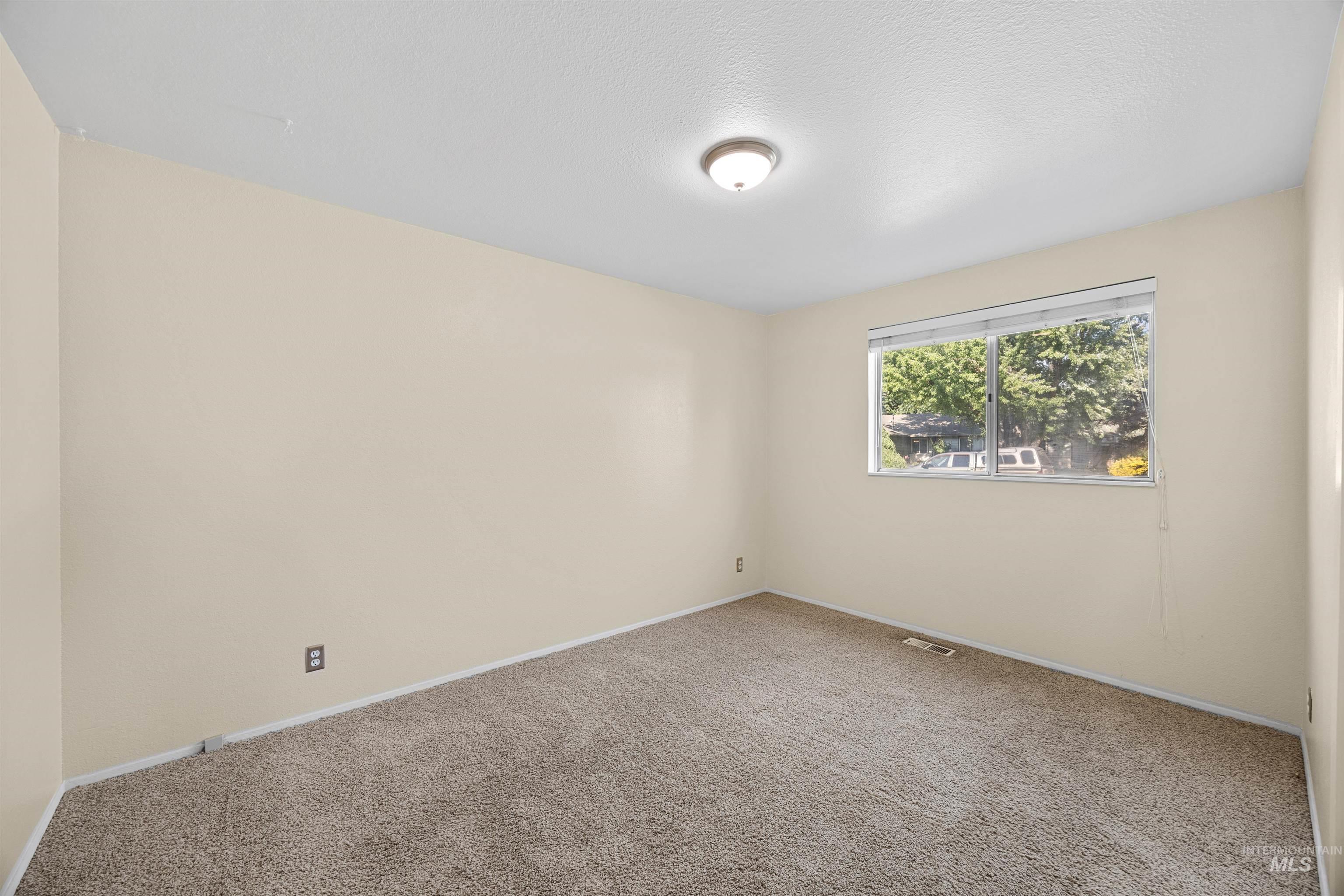3593 S Ticonderoga Property Photo 21