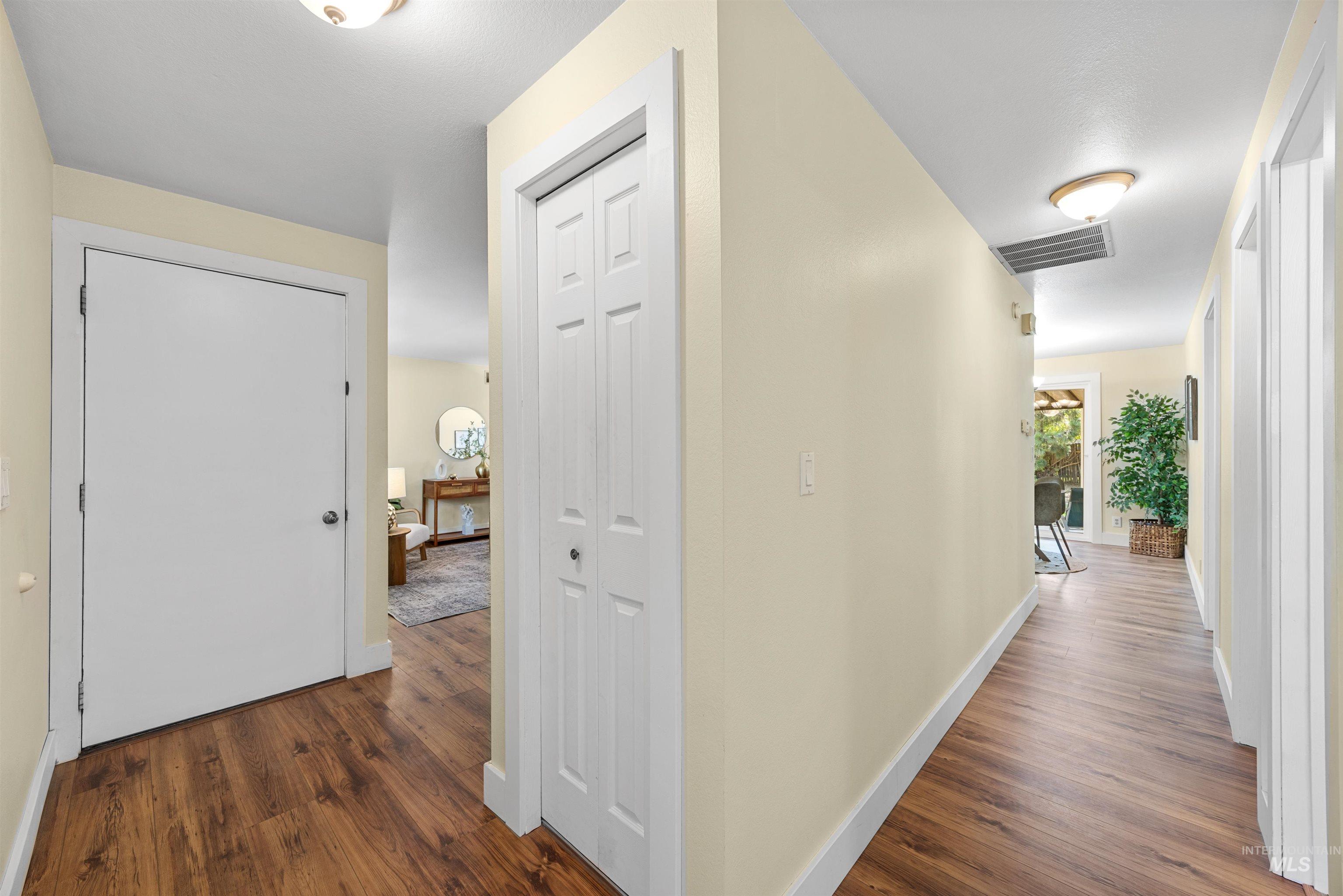3593 S Ticonderoga Property Photo 25