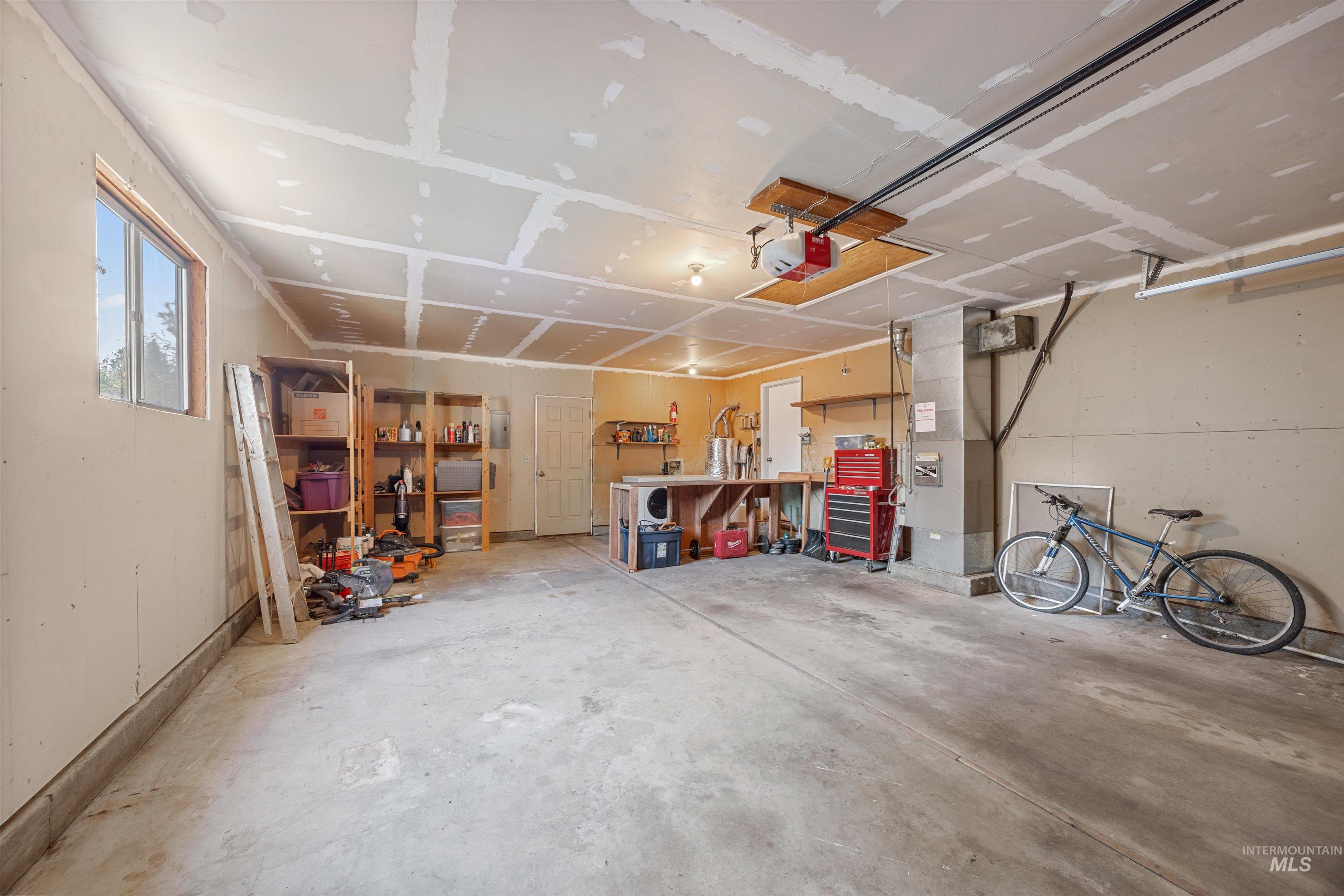 3593 S Ticonderoga Property Photo 30