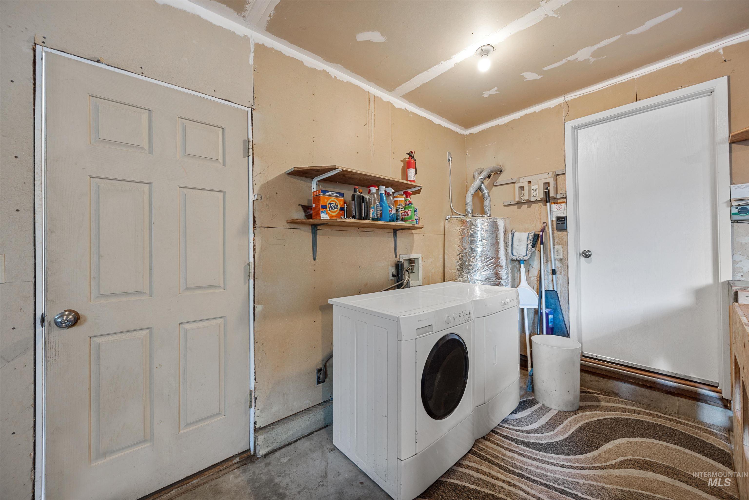 3593 S Ticonderoga Property Photo 31