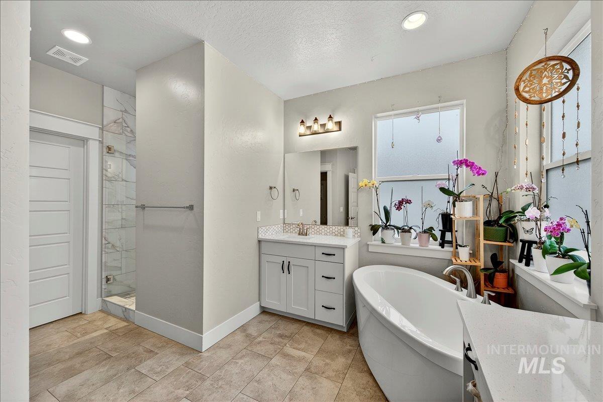 59 Sorrel Ave Property Photo 27