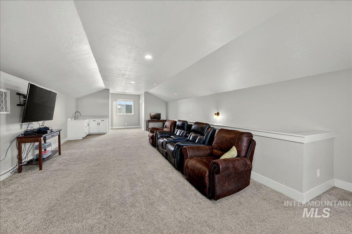 59 Sorrel Ave Property Photo 34
