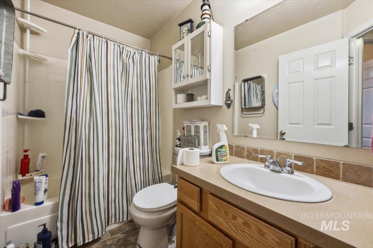 5021 Barkley Way Property Photo 18