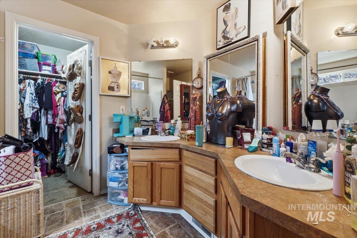 5021 Barkley Way Property Photo 25