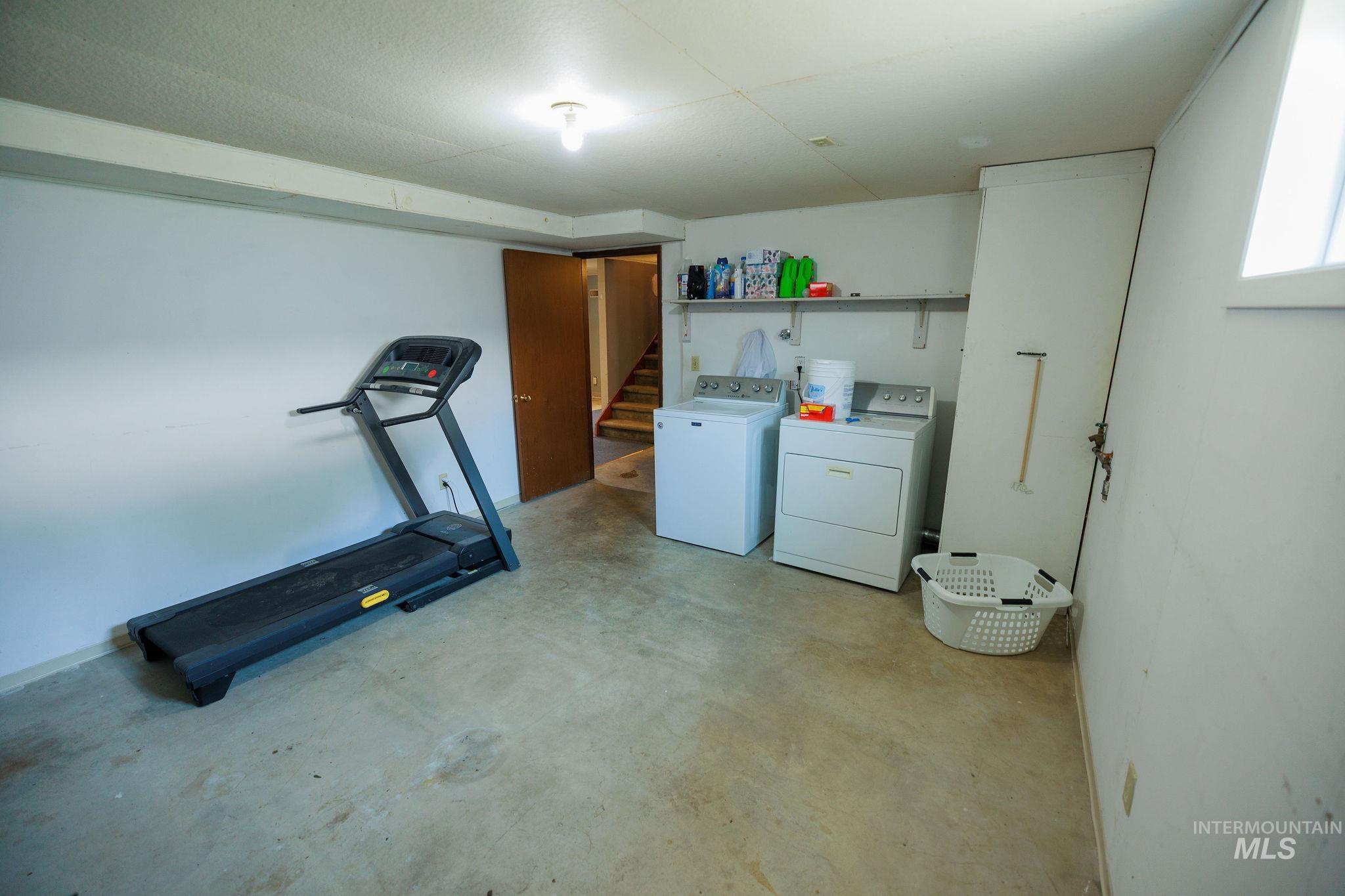 1006 N Morton St Property Photo 17