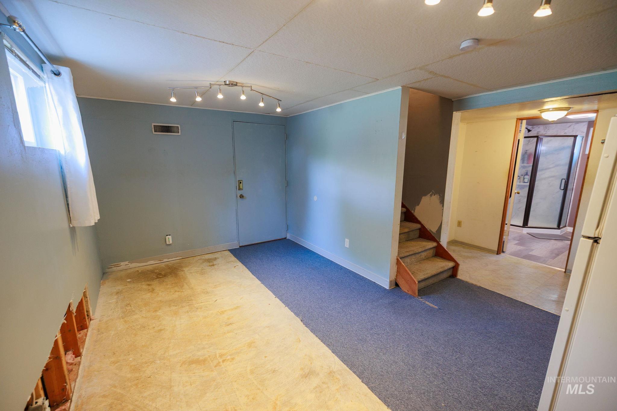 1006 N Morton St Property Photo 18