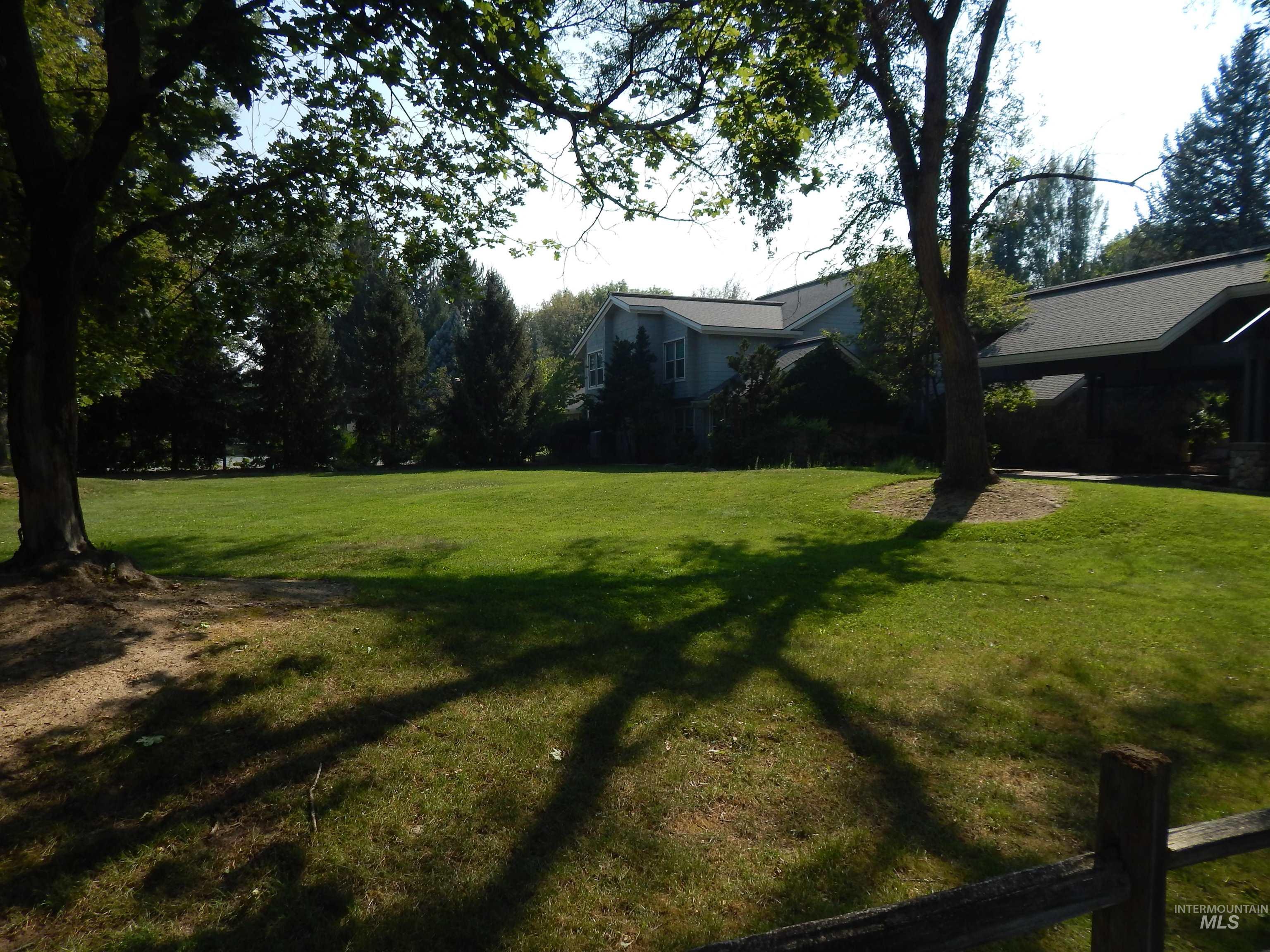 3065 S Whitepost Way Property Photo 6