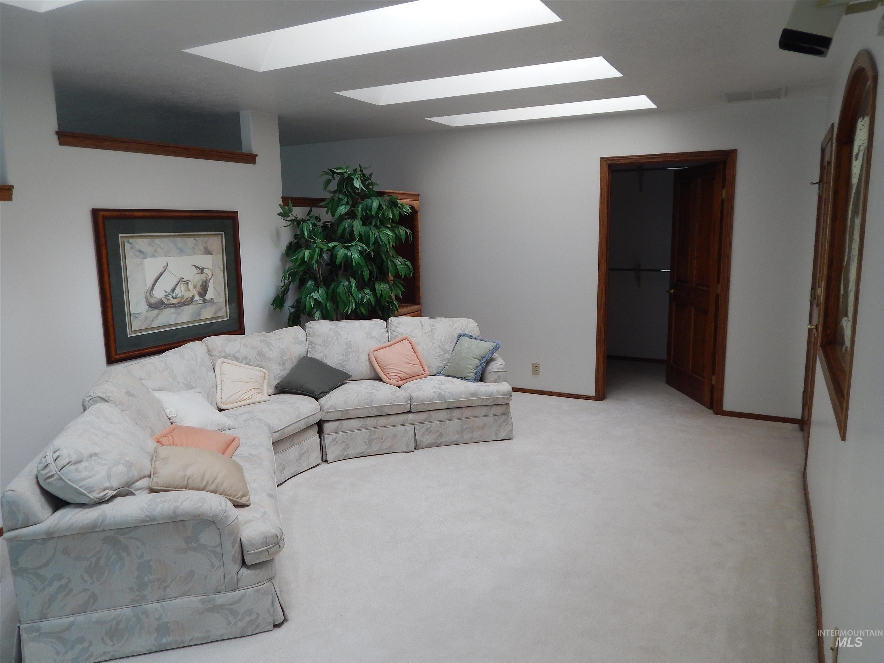 3065 S Whitepost Way Property Photo 15