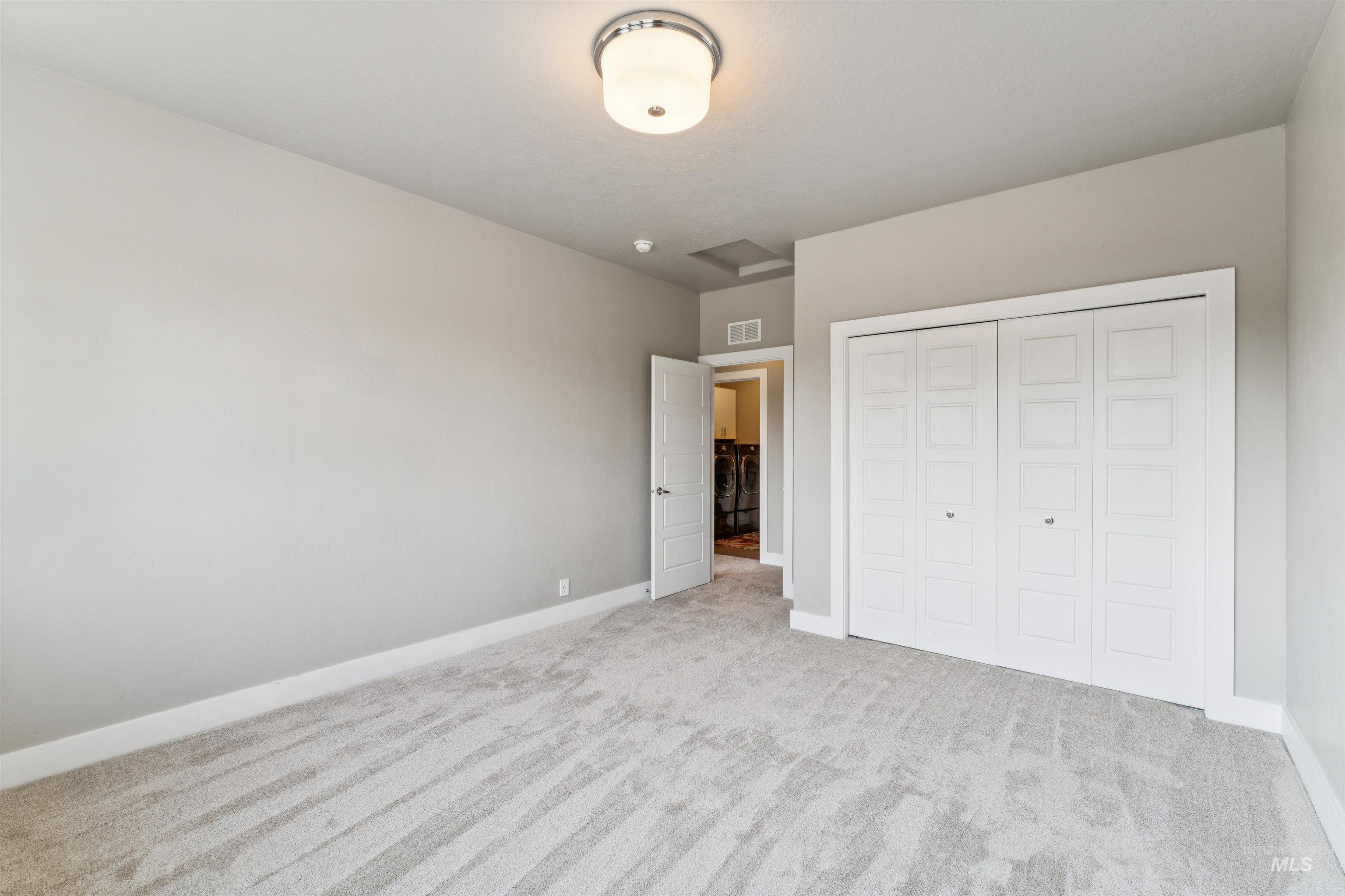 2309 W San Remo Dr Property Photo 30