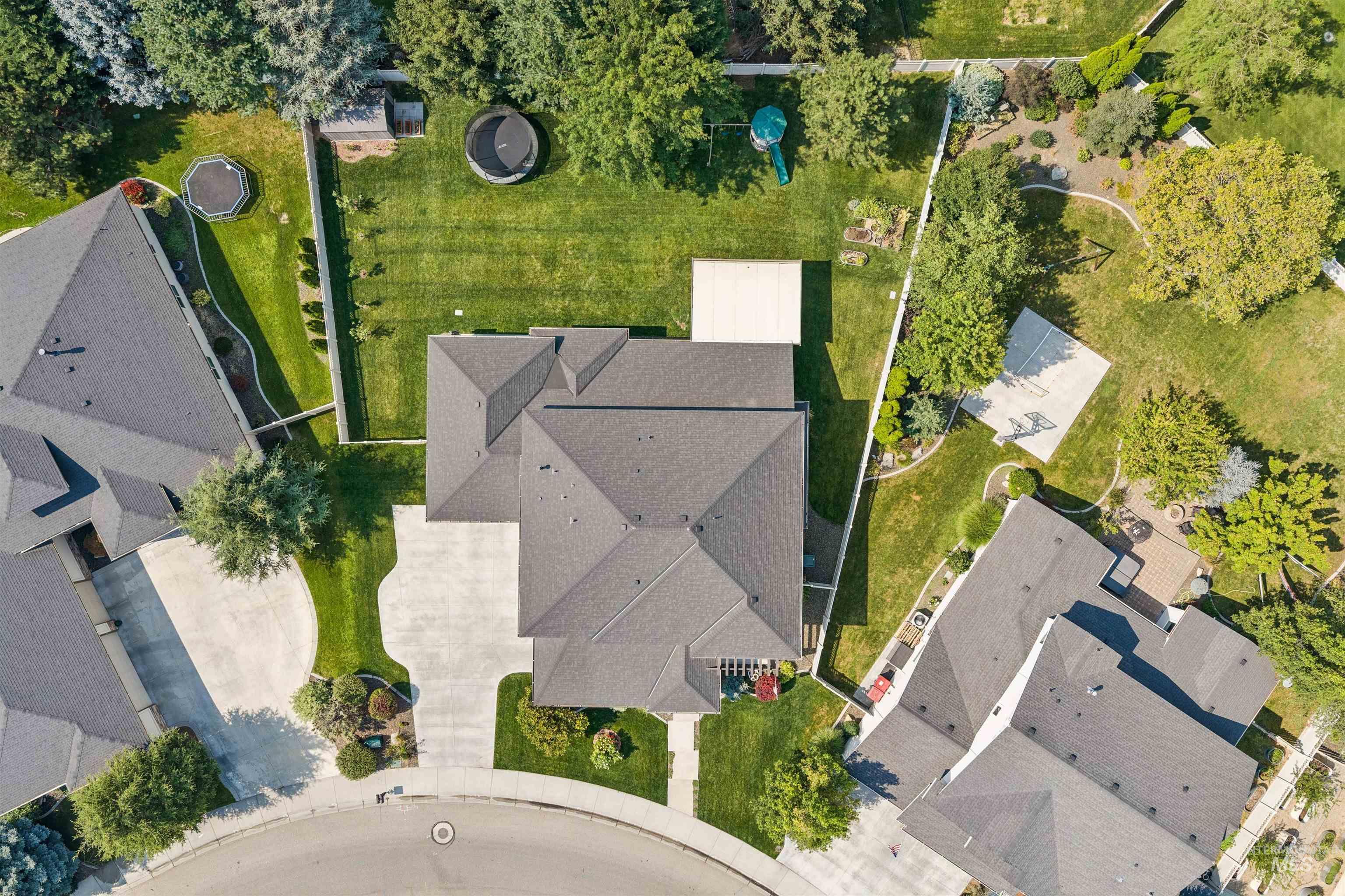 2309 W San Remo Dr Property Photo 46
