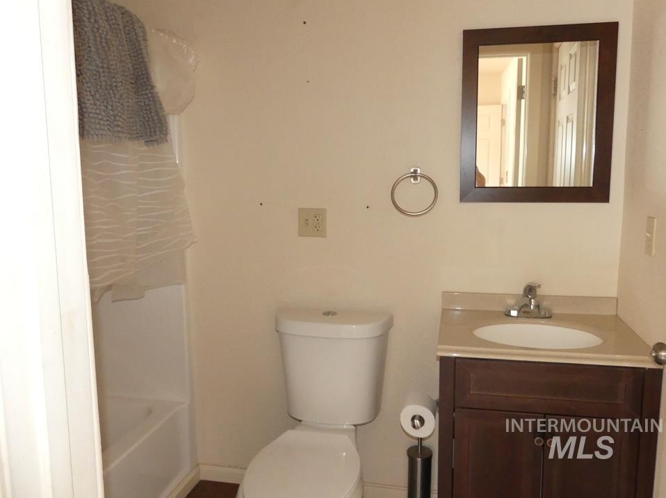 130 River Street Property Photo 16