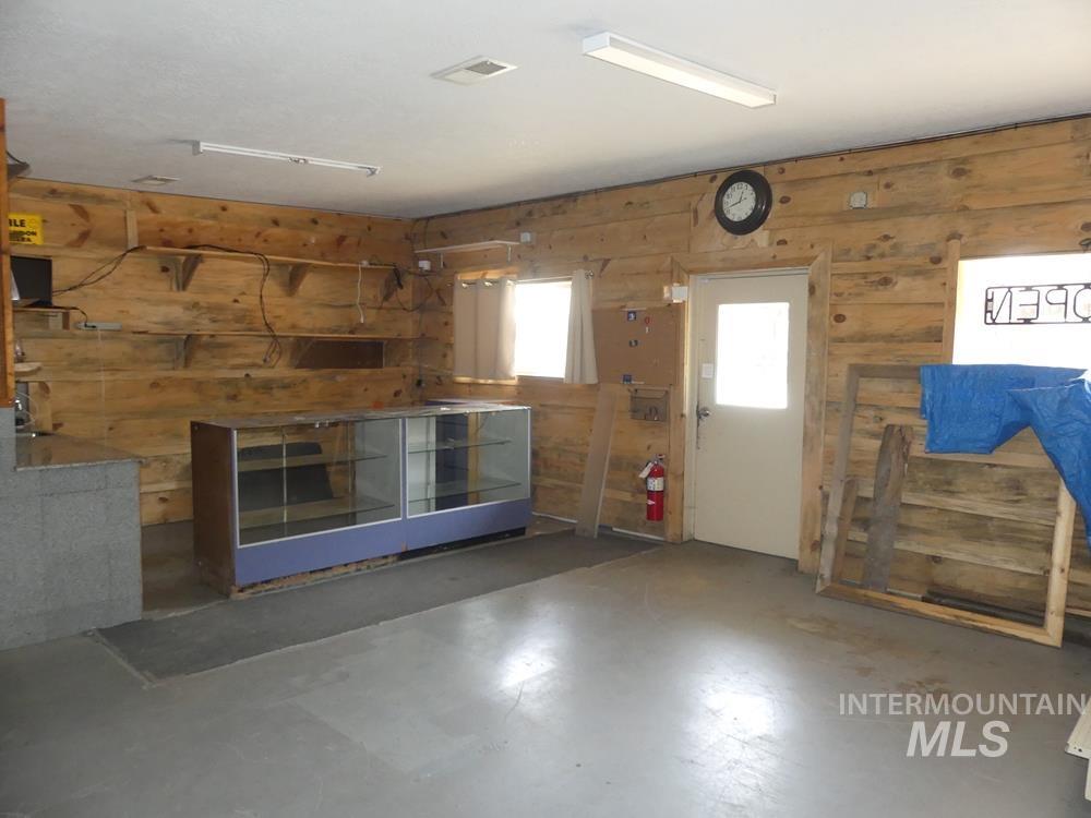 130 River Street Property Photo 25