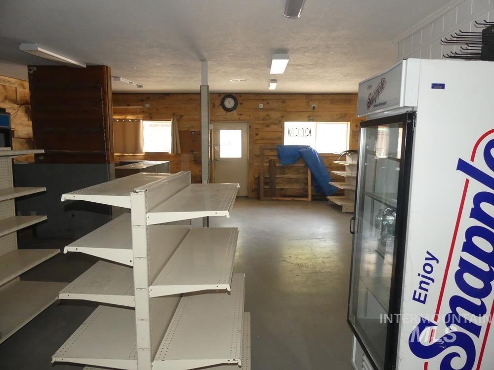 130 River Street Property Photo 28