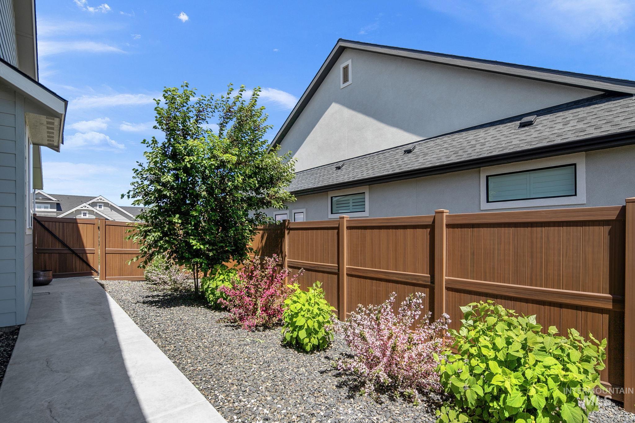 5791 W Trigo Dr Property Photo 47
