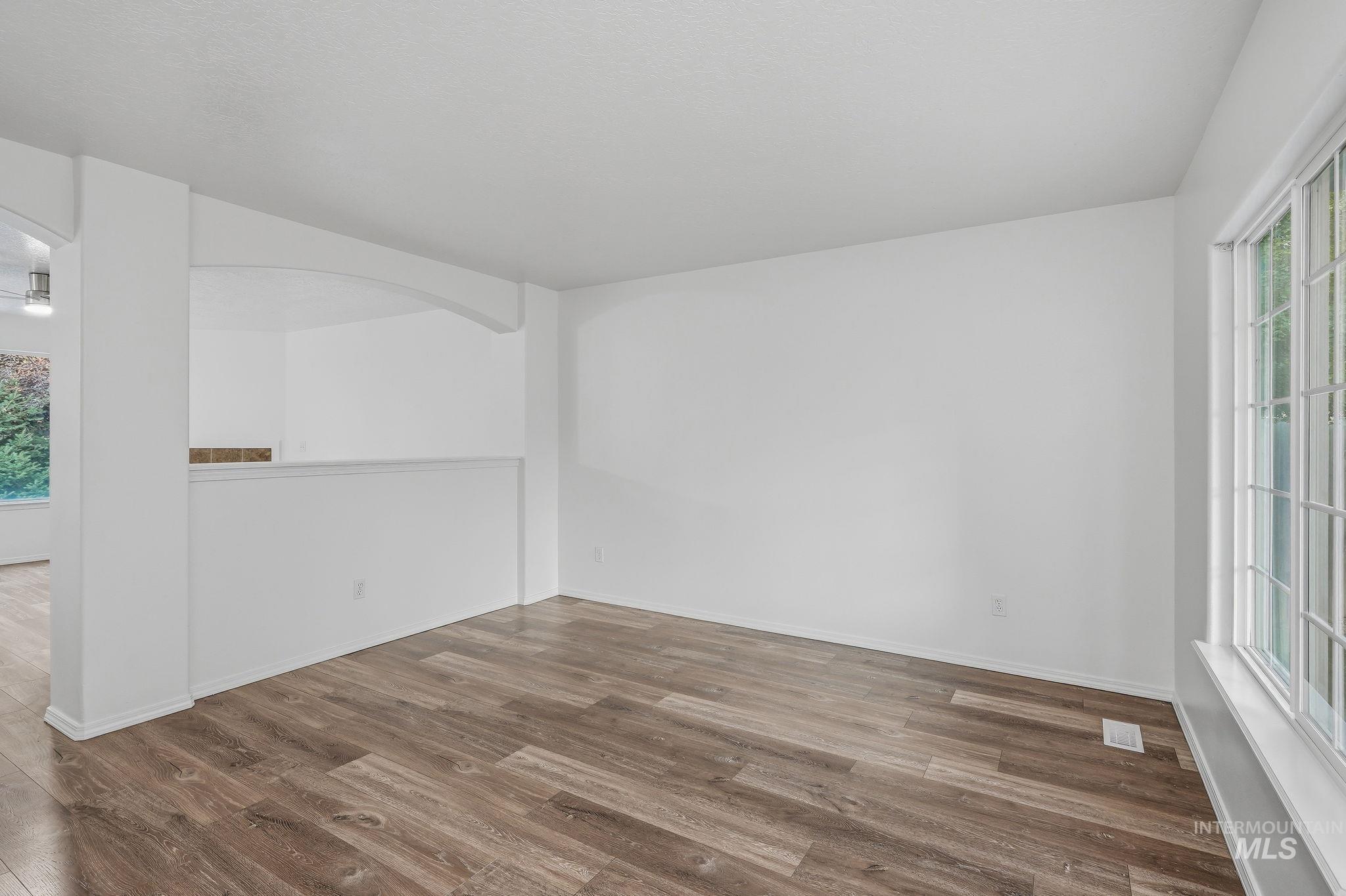 3482 N Elmstone Pl Property Photo 6