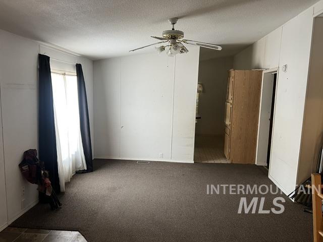 803 E Liberty Property Photo 6