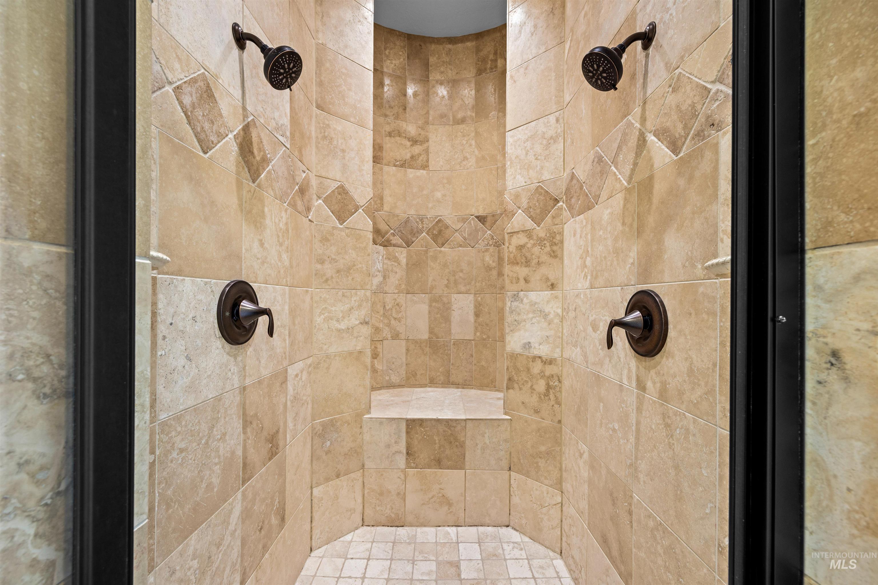 468 E Forest Ridge Drive Property Photo 35