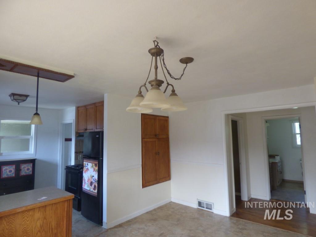 1256 Elm Street Property Photo 10