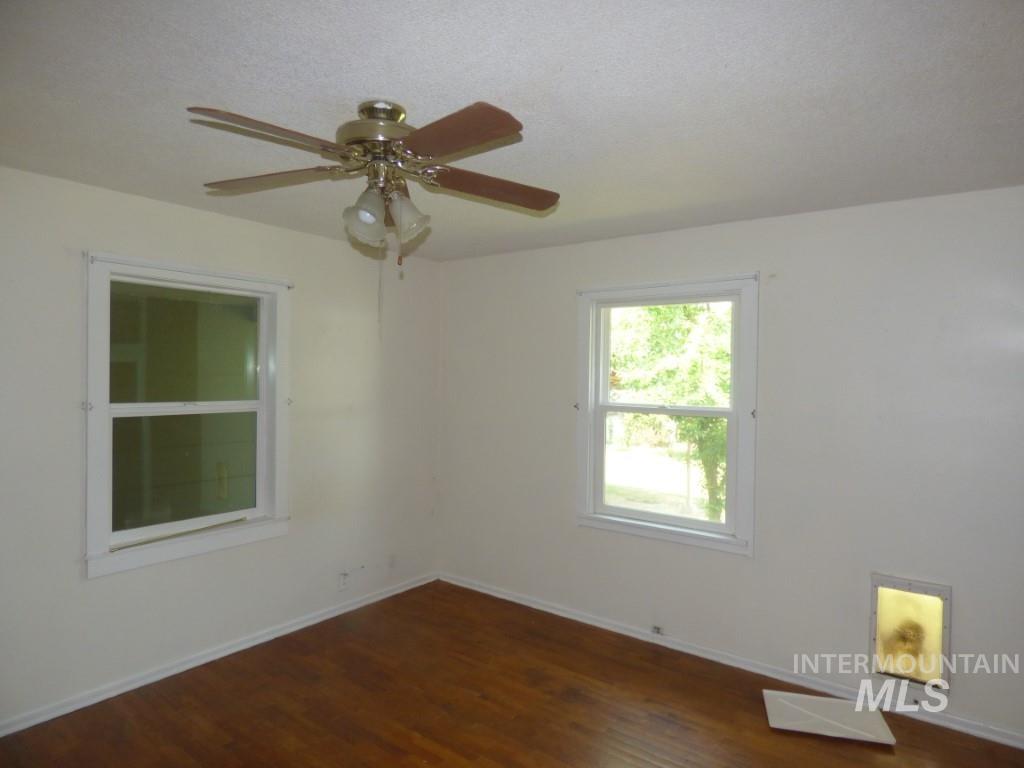 1256 Elm Street Property Photo 11