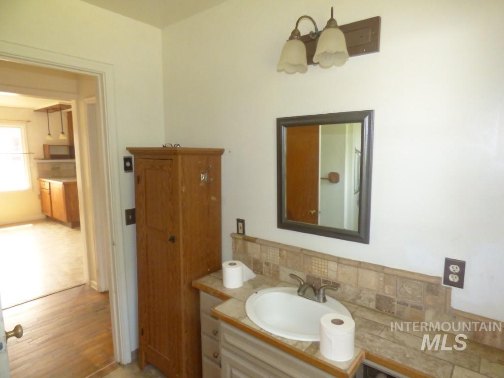 1256 Elm Street Property Photo 17