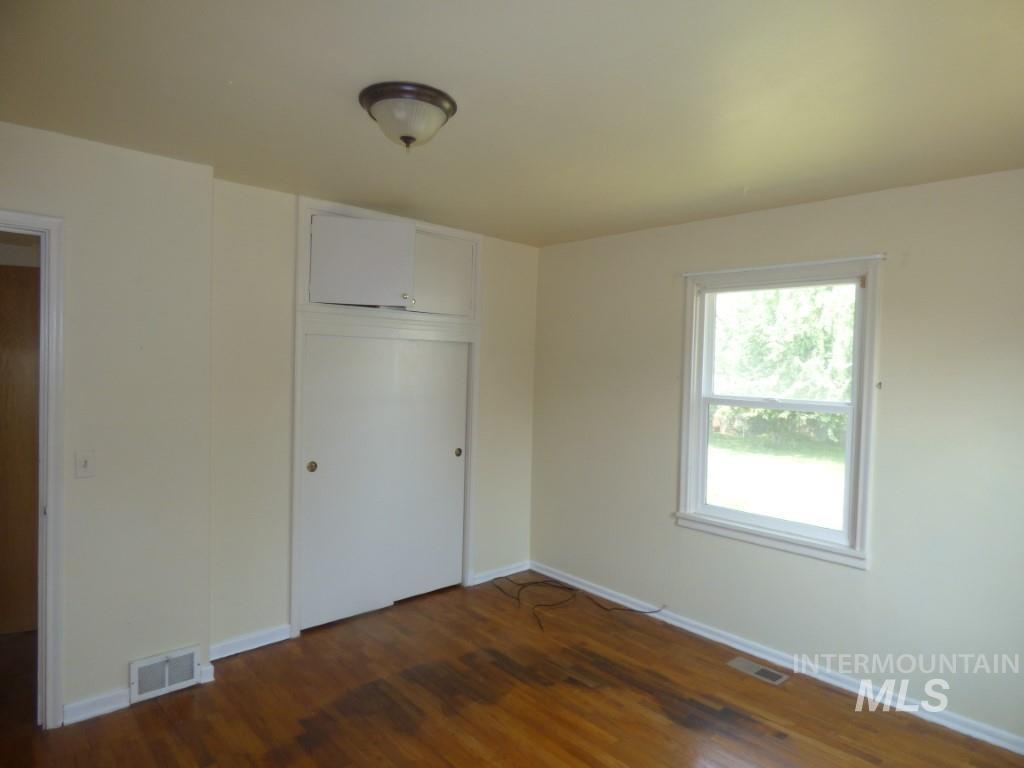 1256 Elm Street Property Photo 19