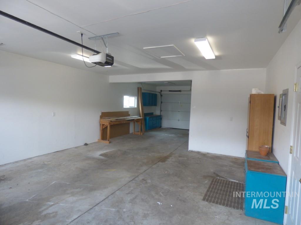1256 Elm Street Property Photo 27
