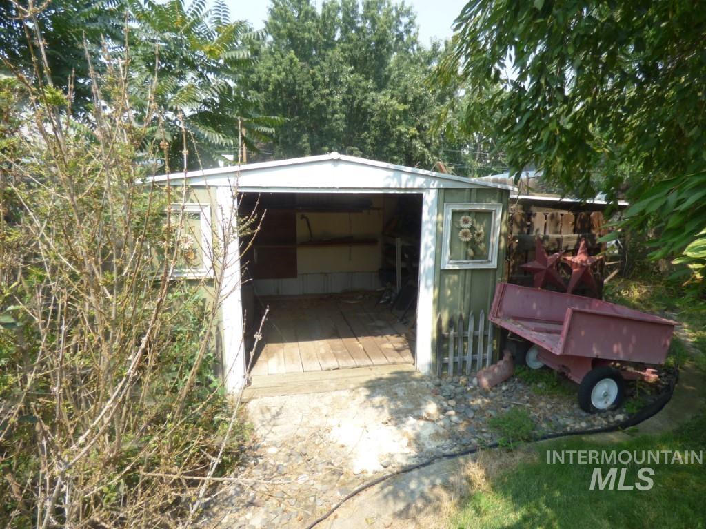 1256 Elm Street Property Photo 32