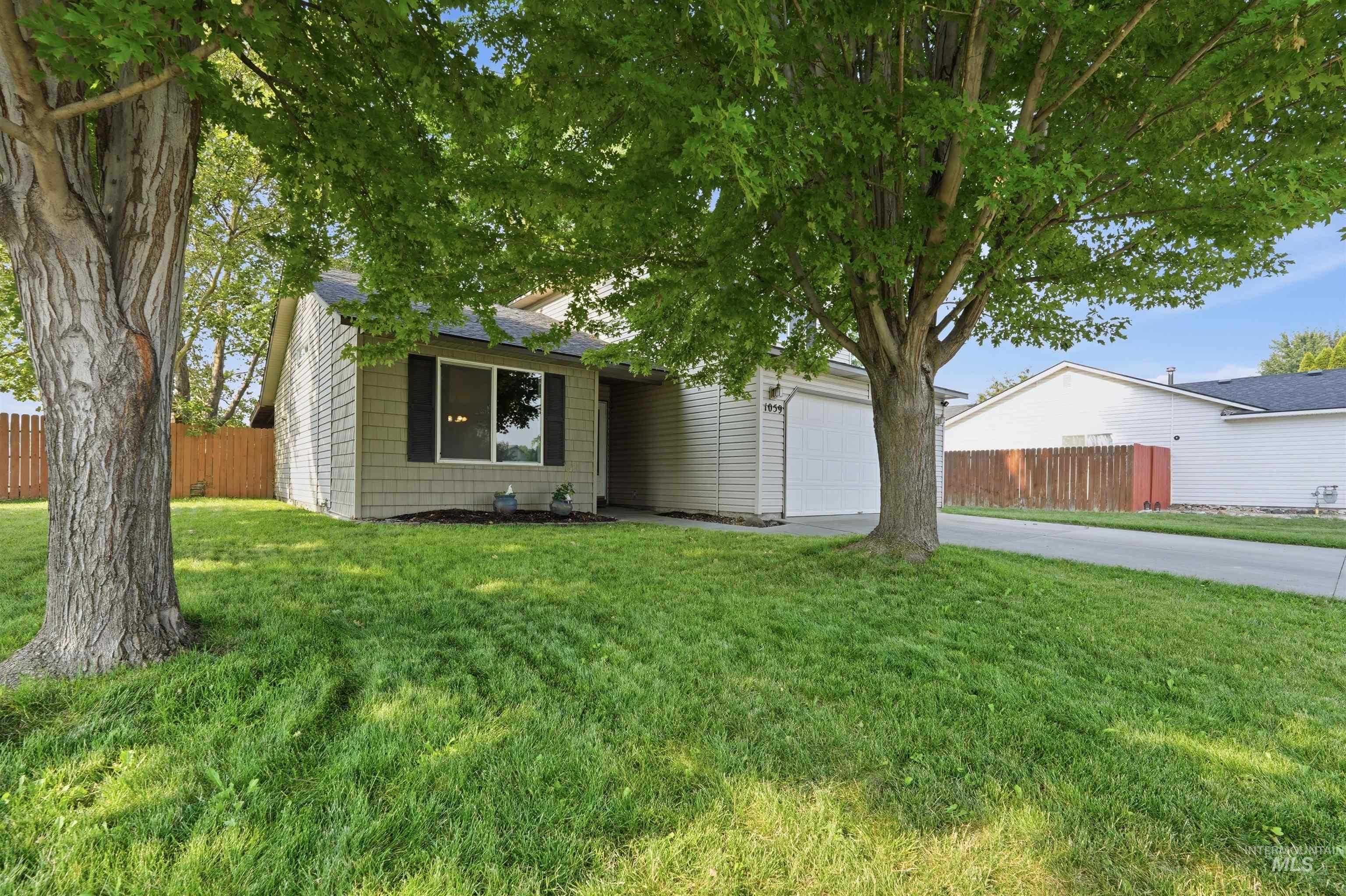 1059 Valley Property Photo 3