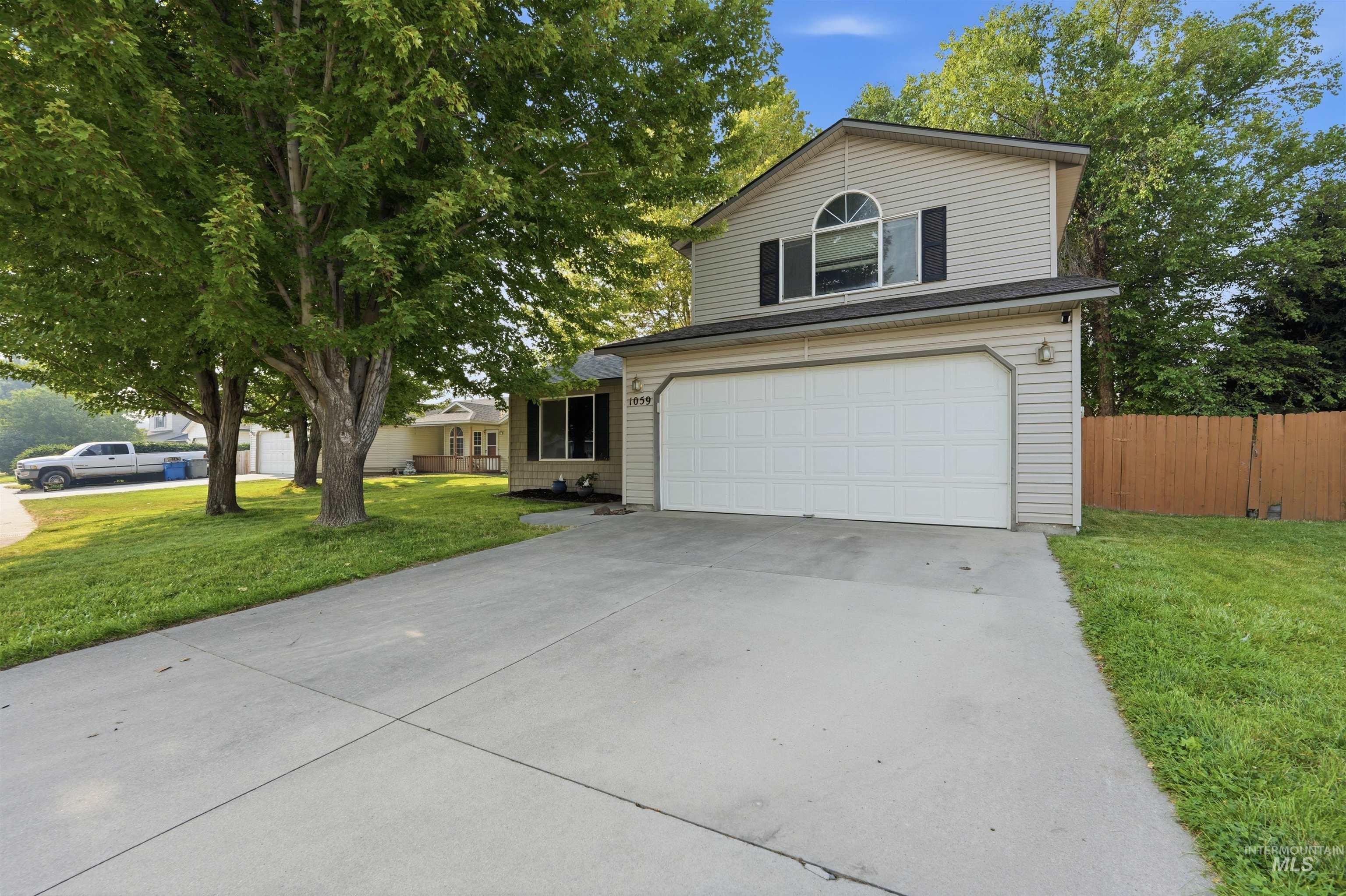 1059 Valley Property Photo 4