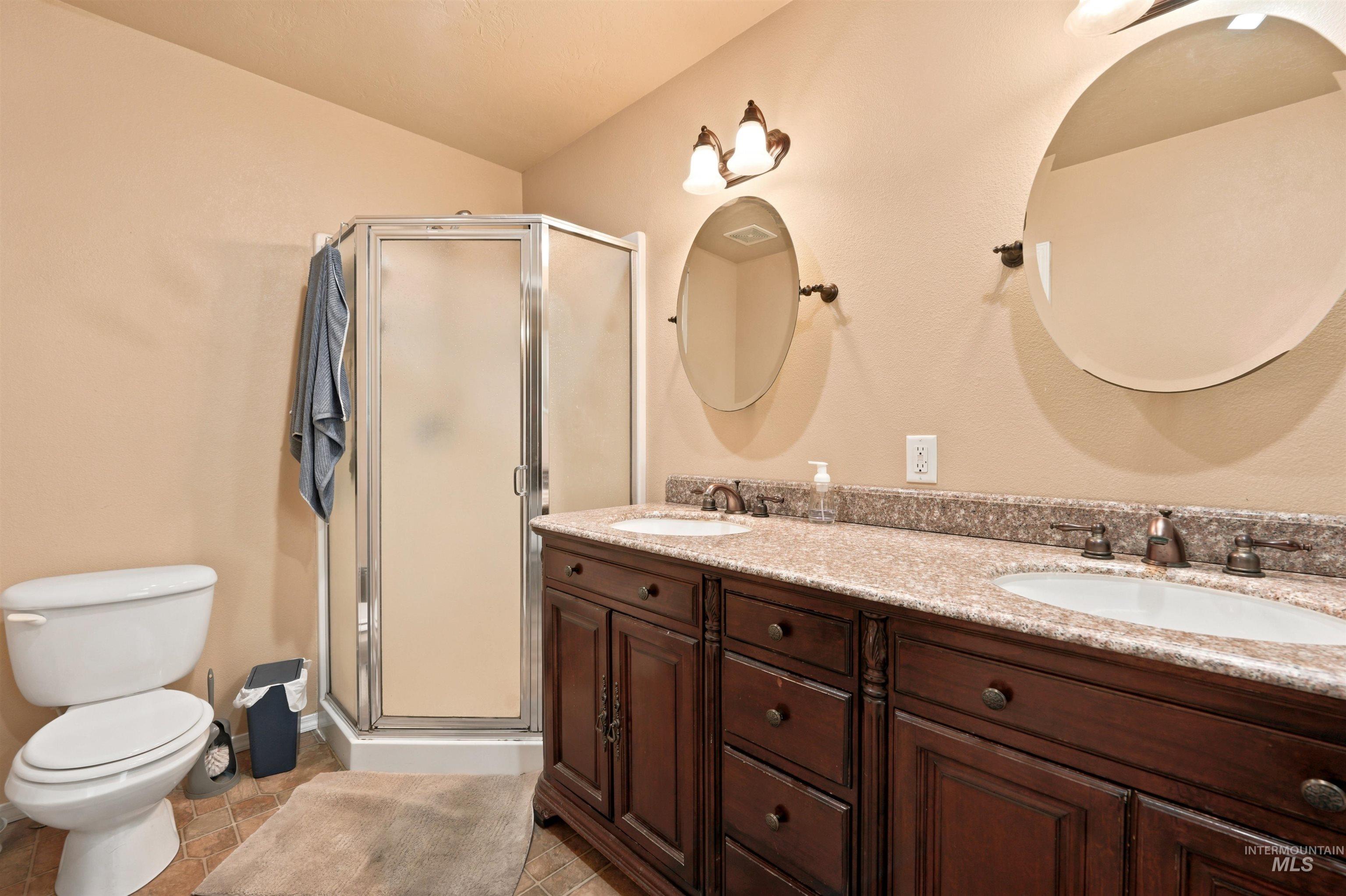 1059 Valley Property Photo 20