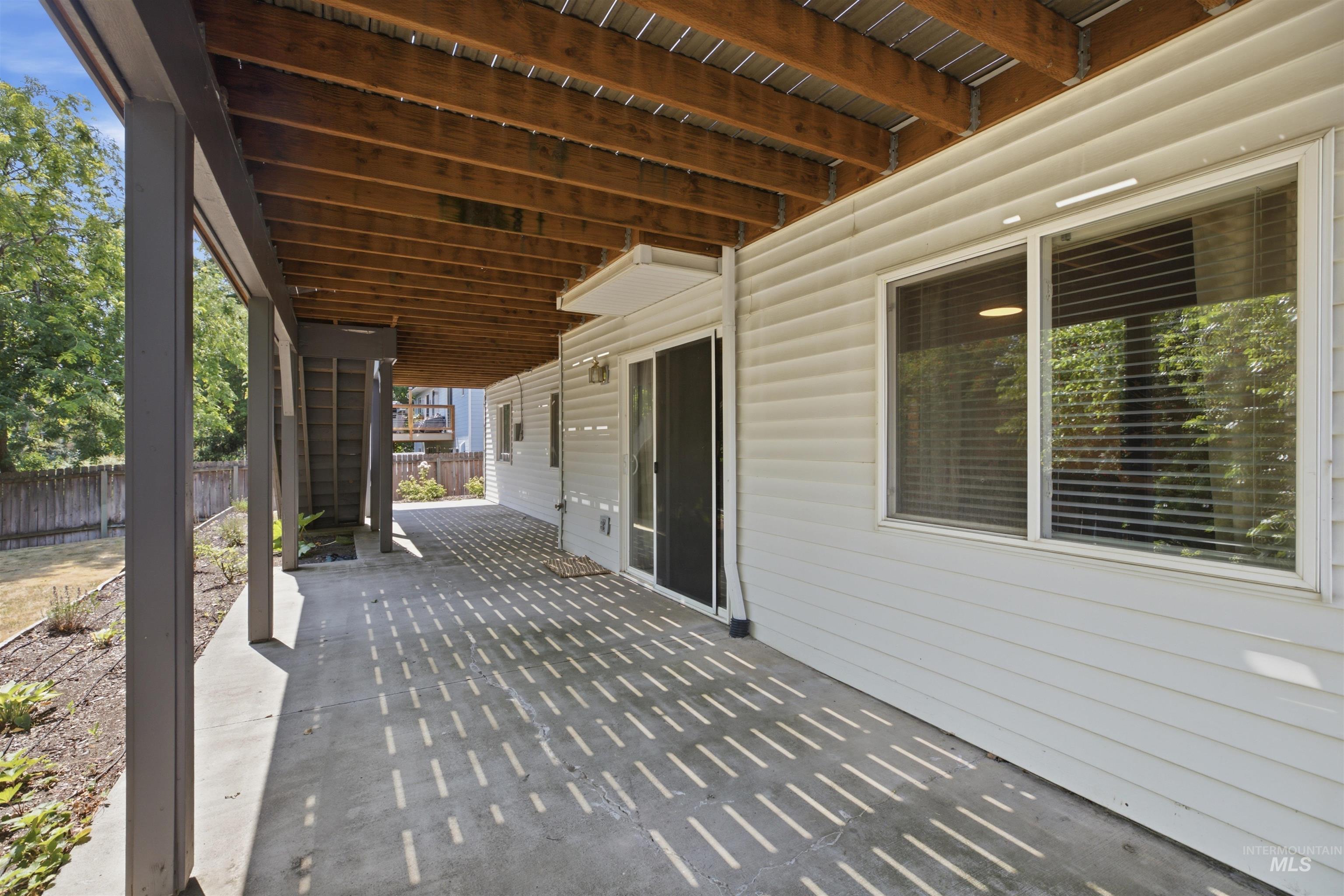 934 Shoshone St Property Photo 35