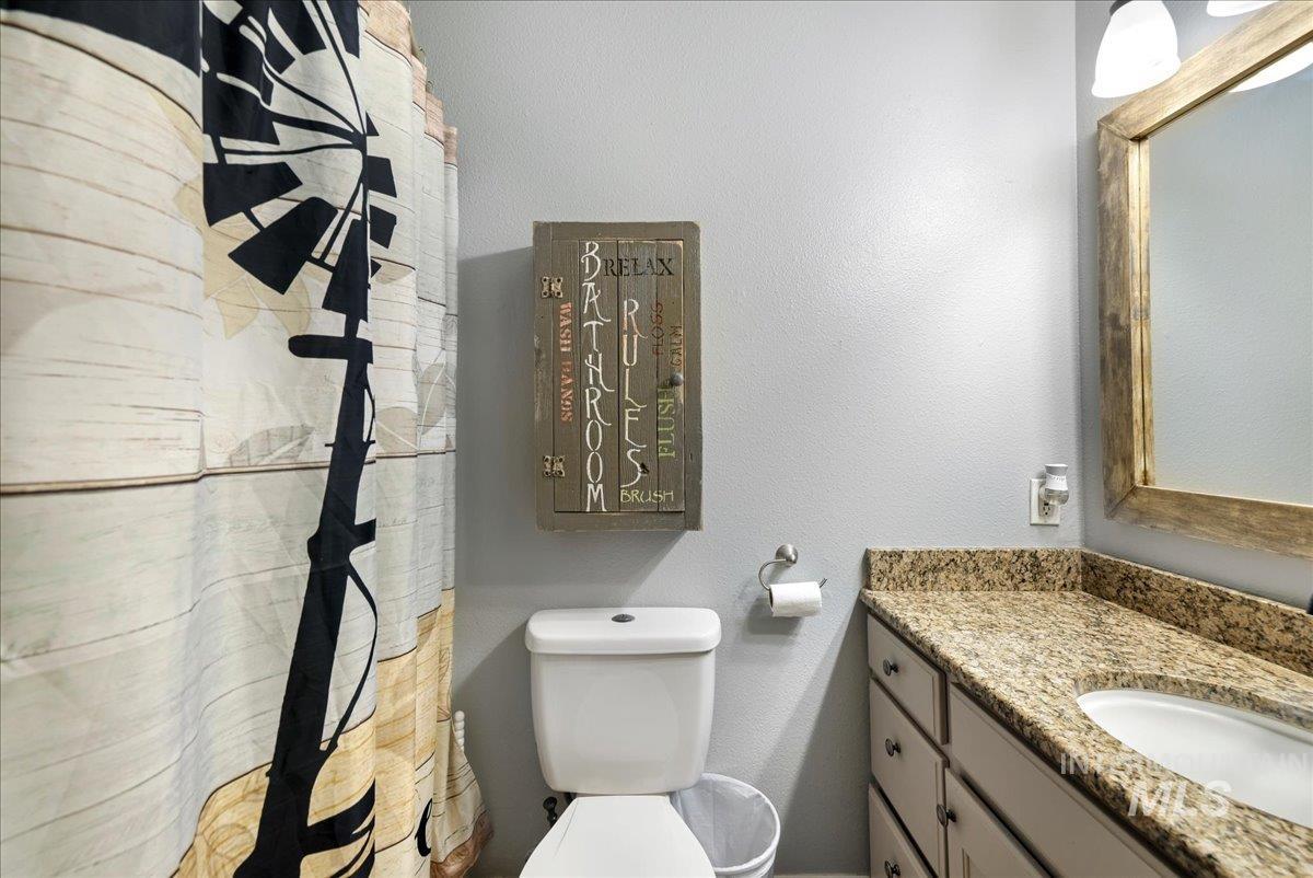 2123 E 3970 N Property Photo 15