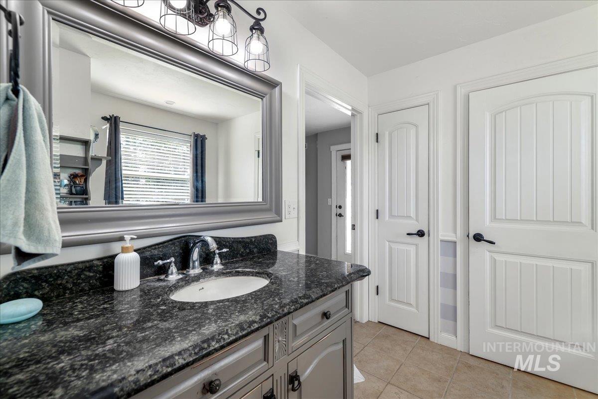 2123 E 3970 N Property Photo 21