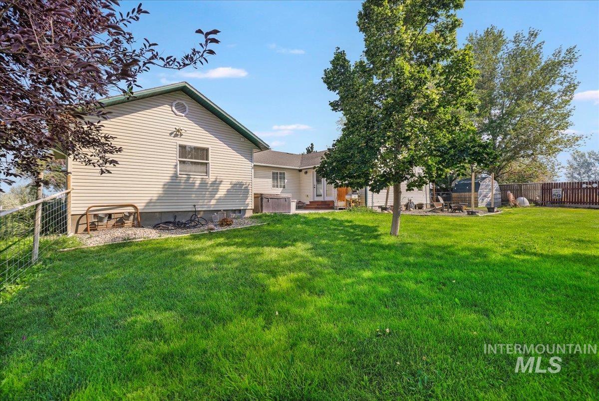 2123 E 3970 N Property Photo 26