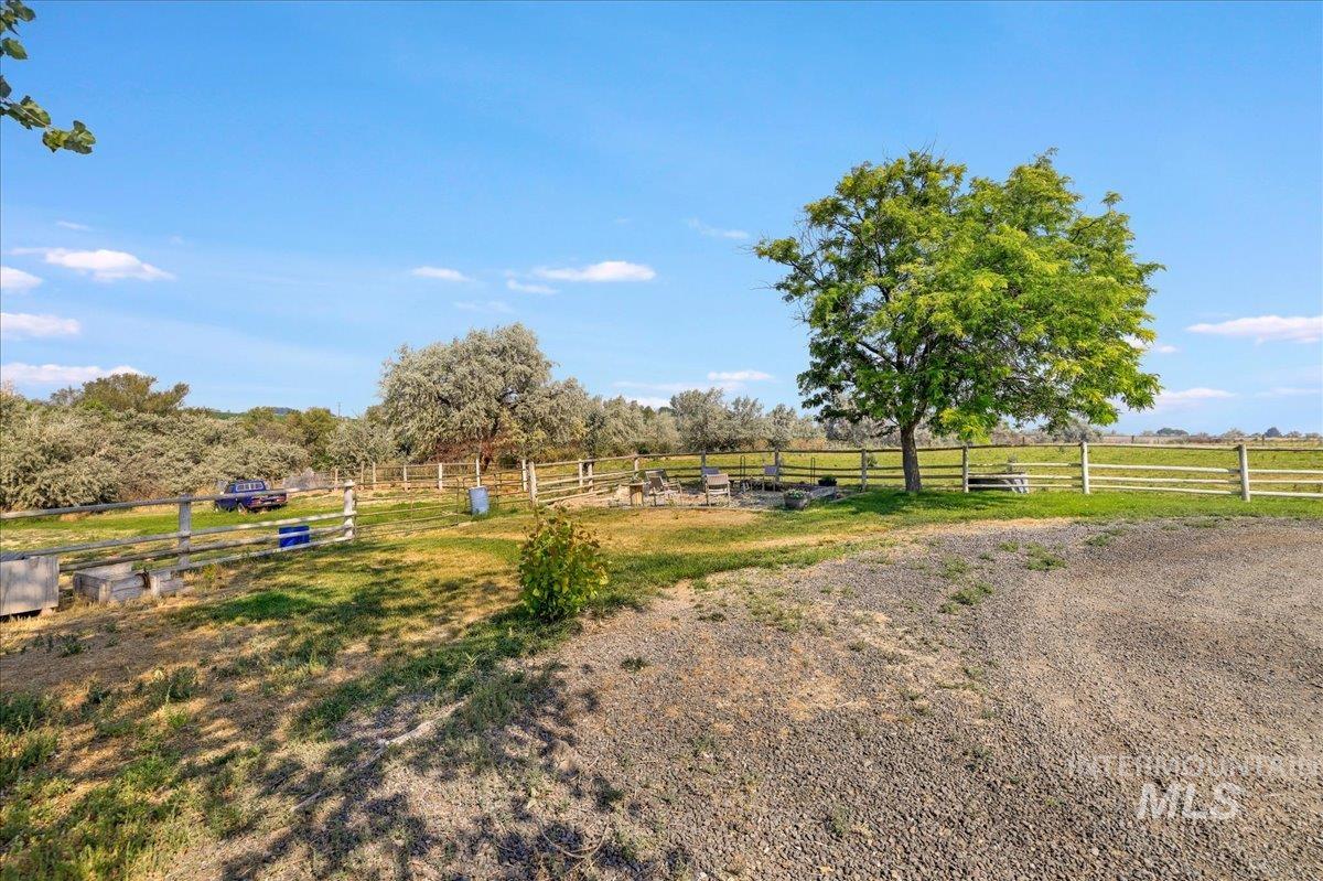 2123 E 3970 N Property Photo 33