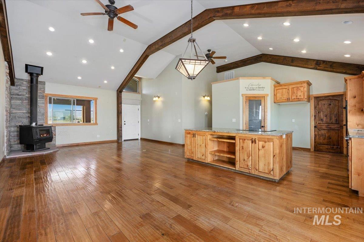 1206 E 2000 S Property Photo 12