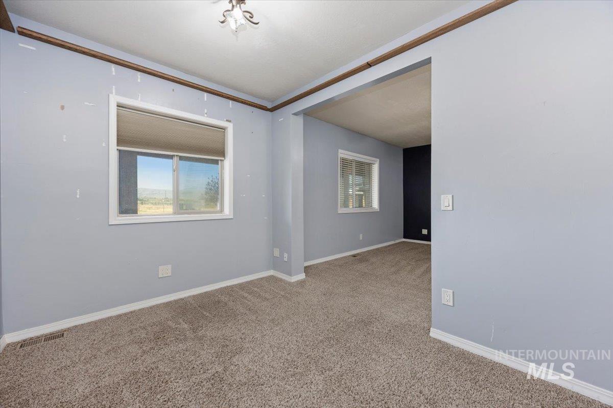 1206 E 2000 S Property Photo 22