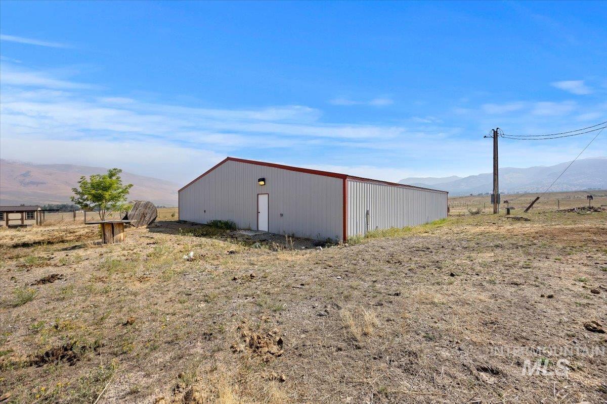 1206 E 2000 S Property Photo 39