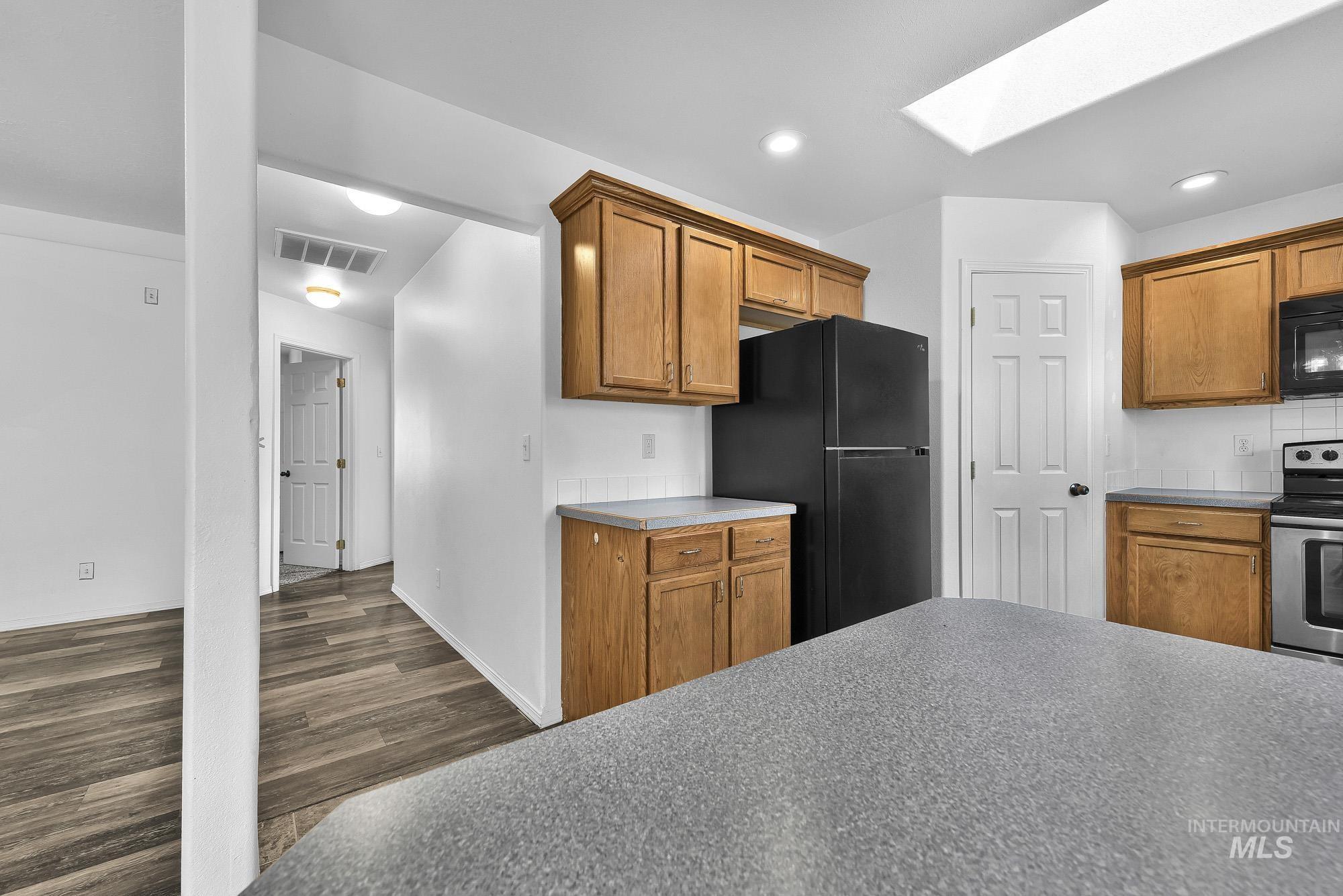 510 Kyle St Property Photo 14