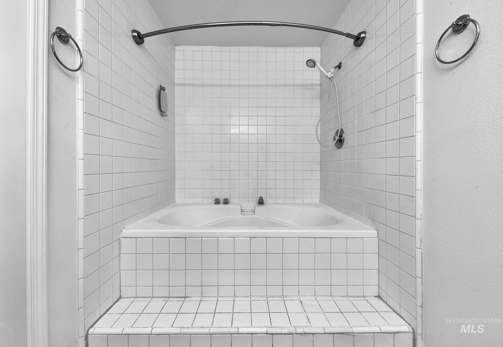 510 Kyle St Property Photo 28