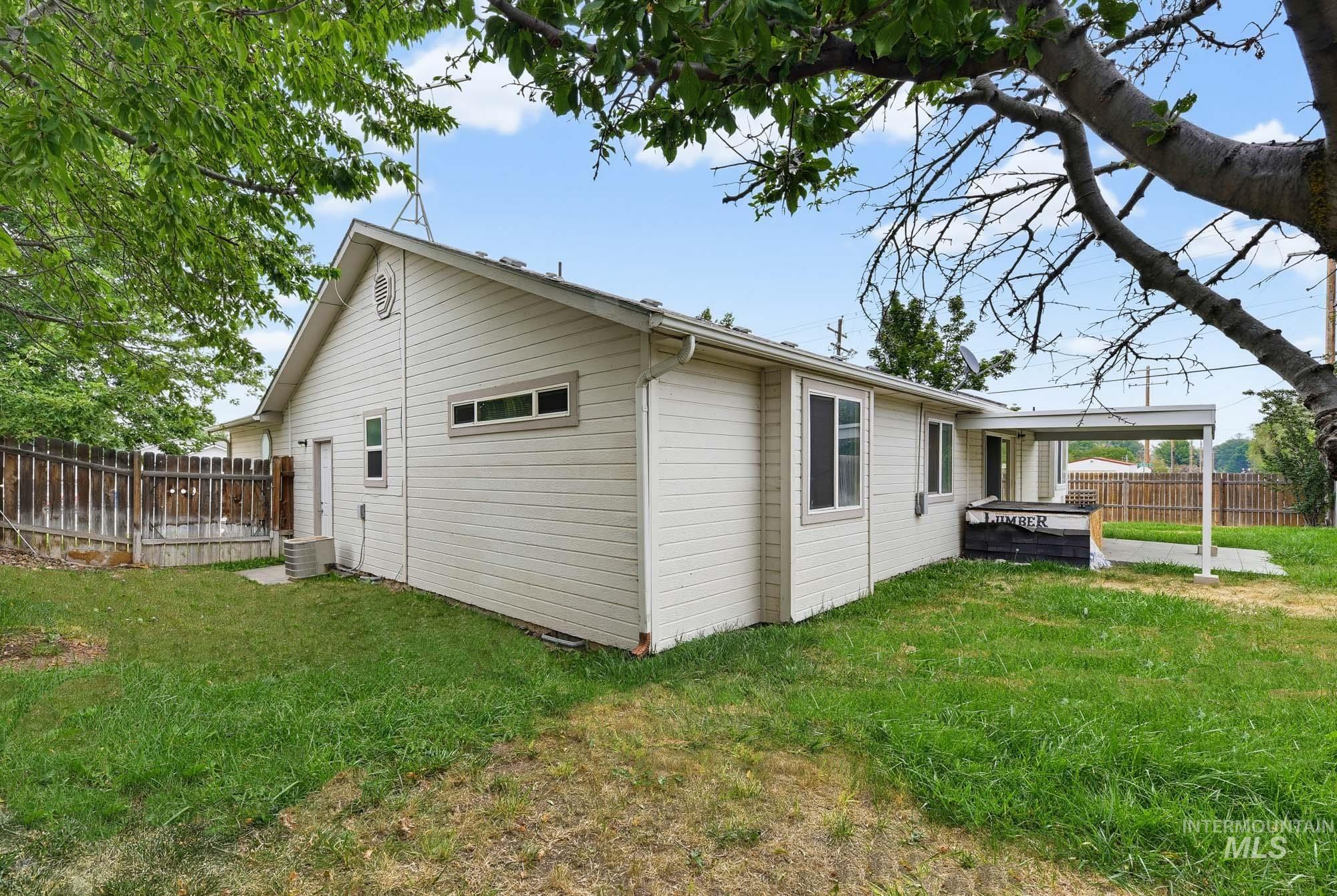 510 Kyle St Property Photo 36