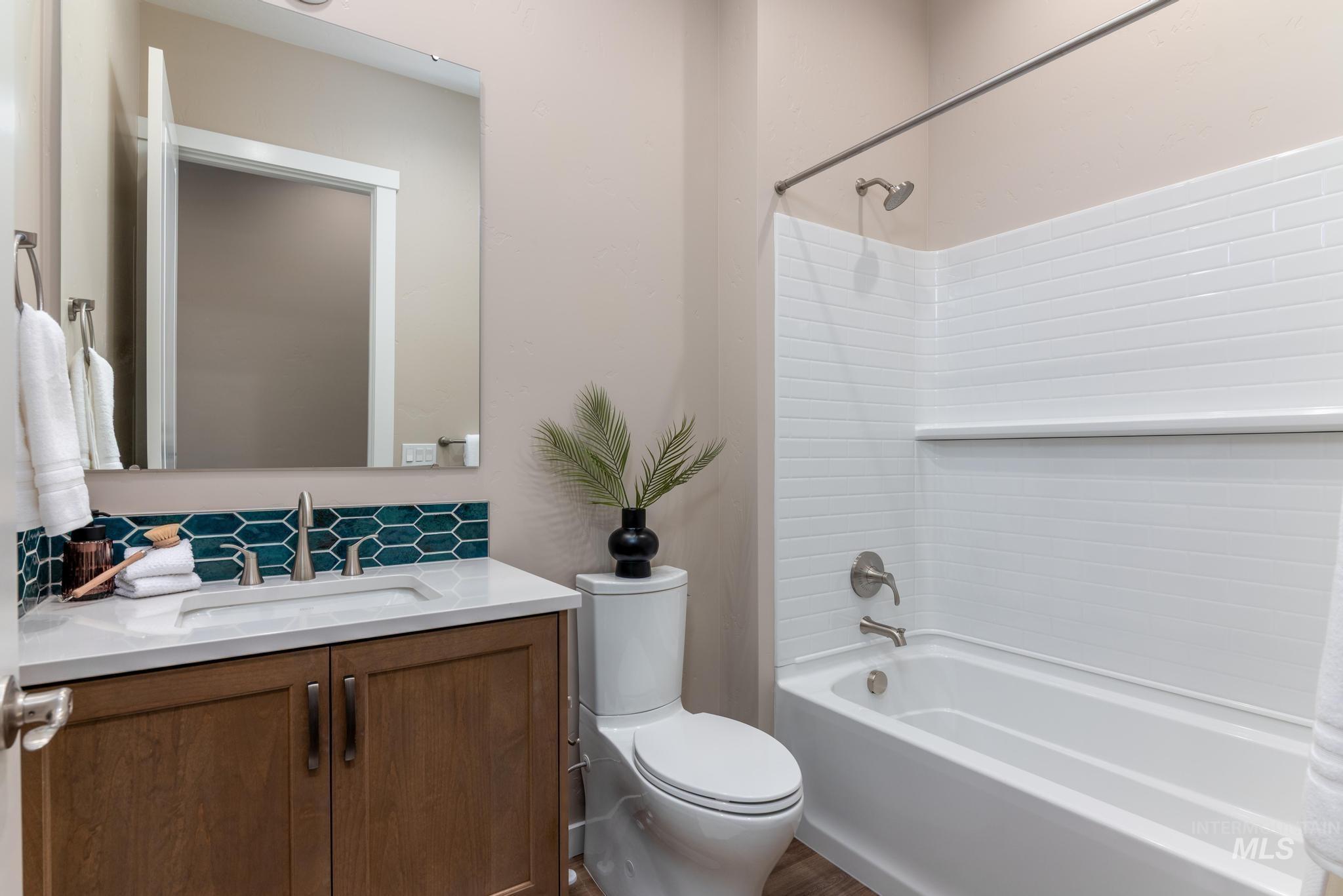 8733 W Maysville St Property Photo 24