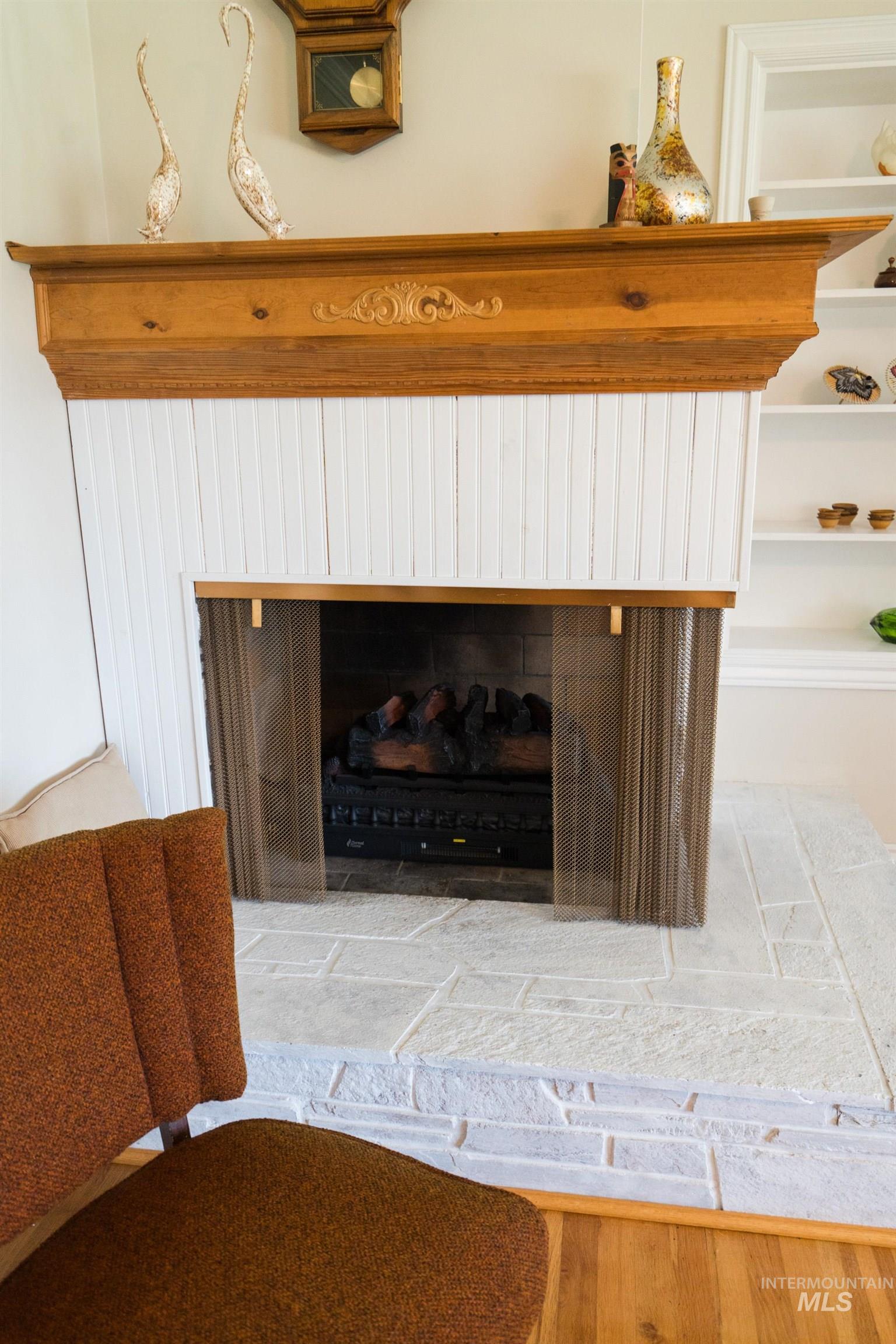 1142 Link Street Property Photo 5