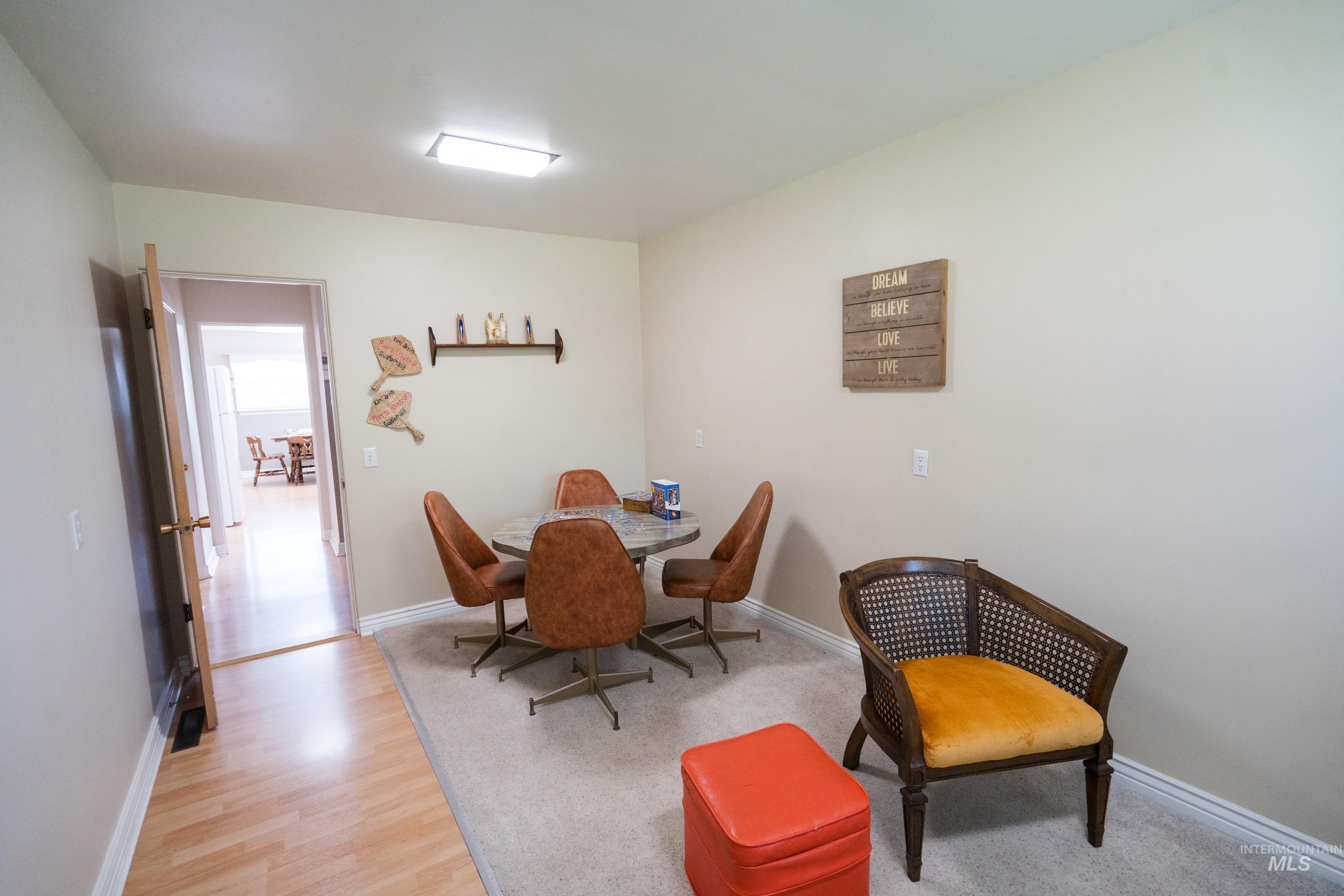 1142 Link Street Property Photo 15